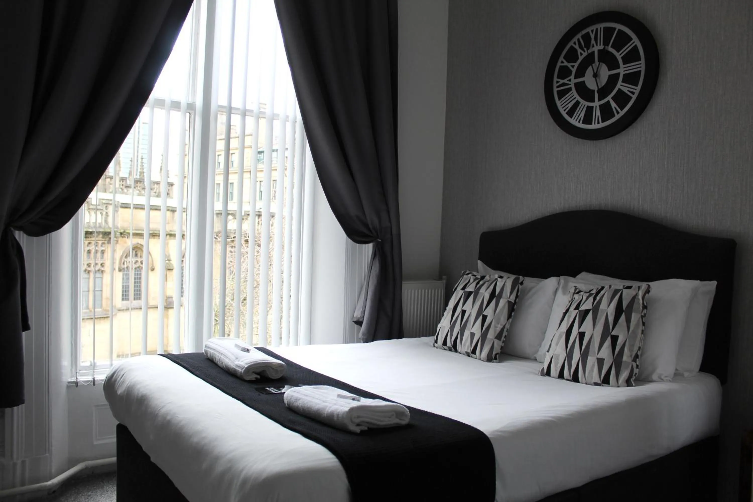 Bed in Mitre Hotel Manchester City Centre