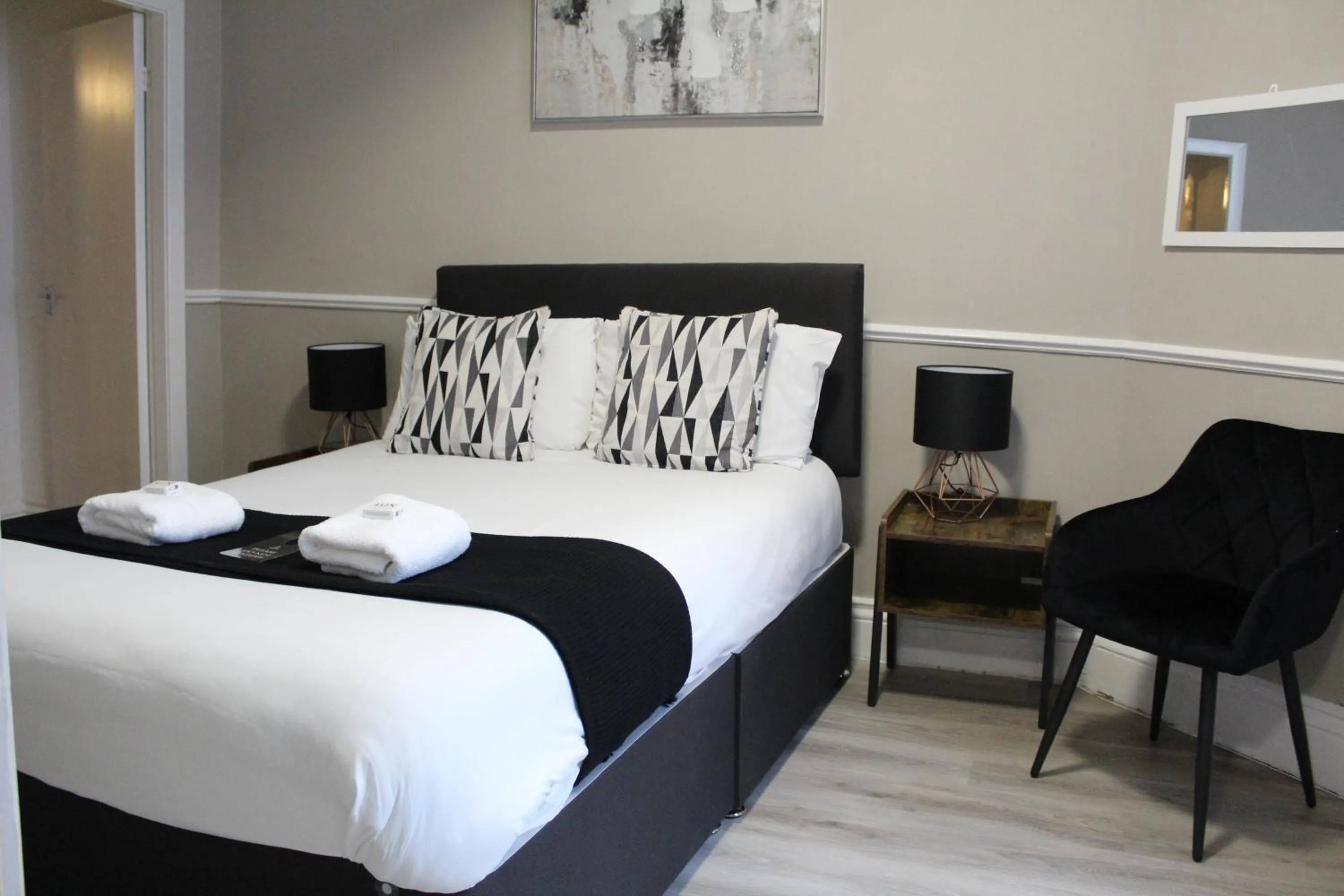 Bed in Mitre Hotel Manchester City Centre