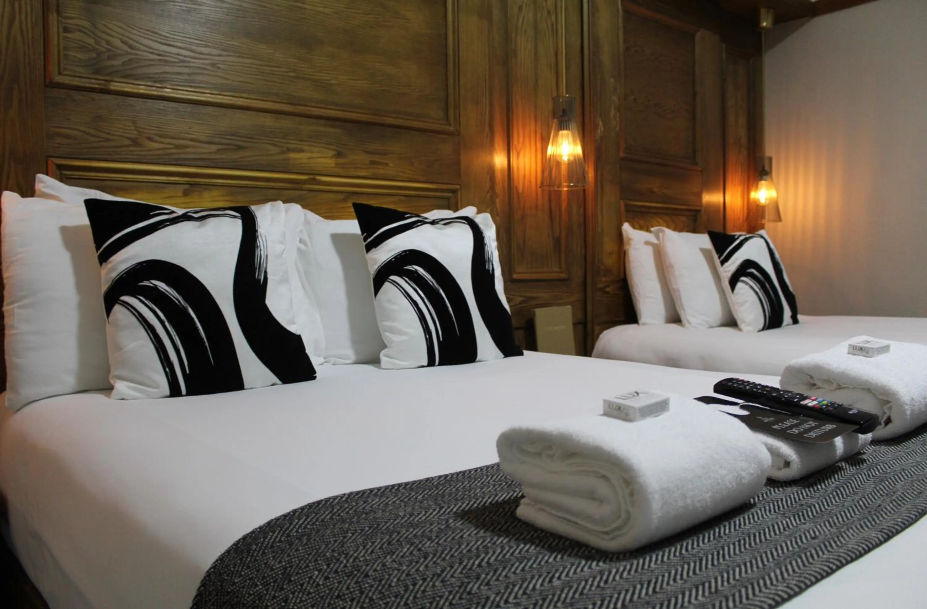 Bed in Mitre Hotel Manchester City Centre