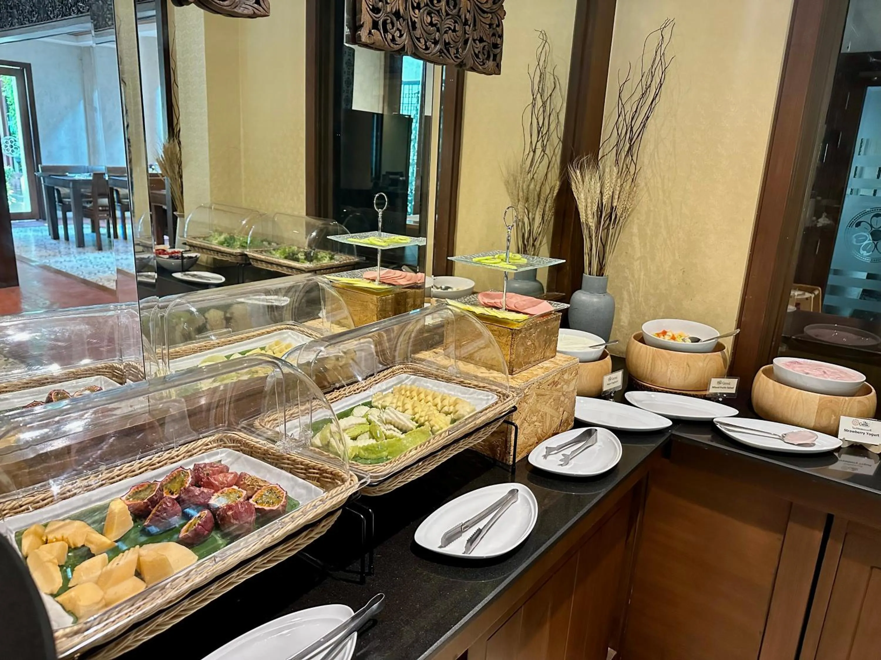 Breakfast in The Rim Chiang Mai