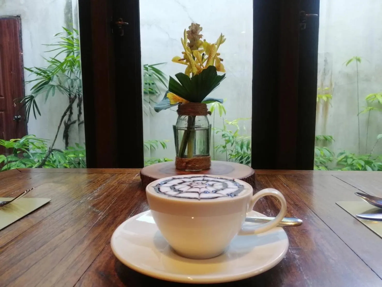 Drinks in The Rim Chiang Mai