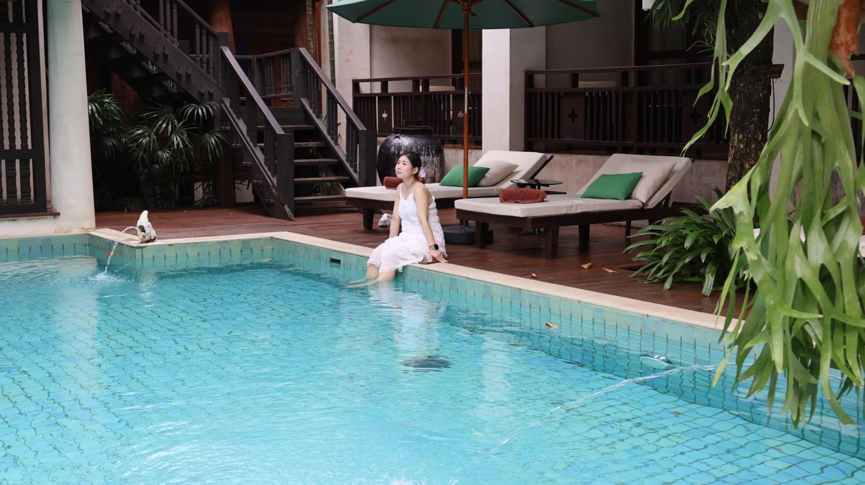 Swimming pool in The Rim Chiang Mai