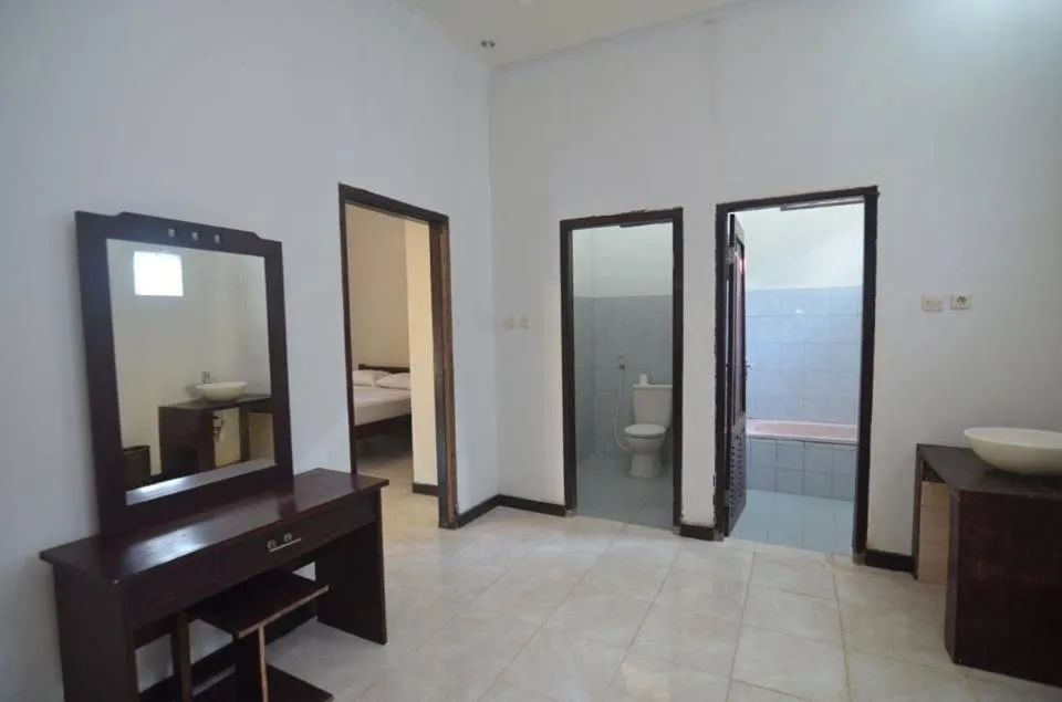 Puri Itoma Bungalows