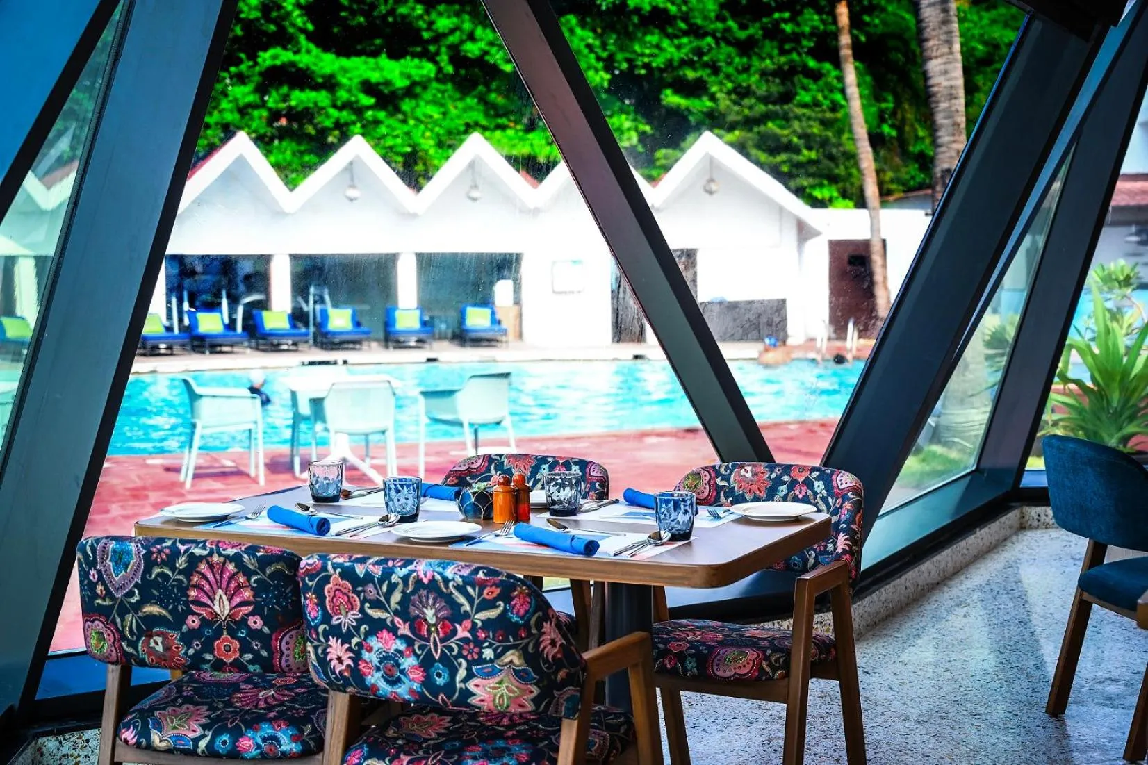 Restaurant/places to eat in The Park Visakhapatnam