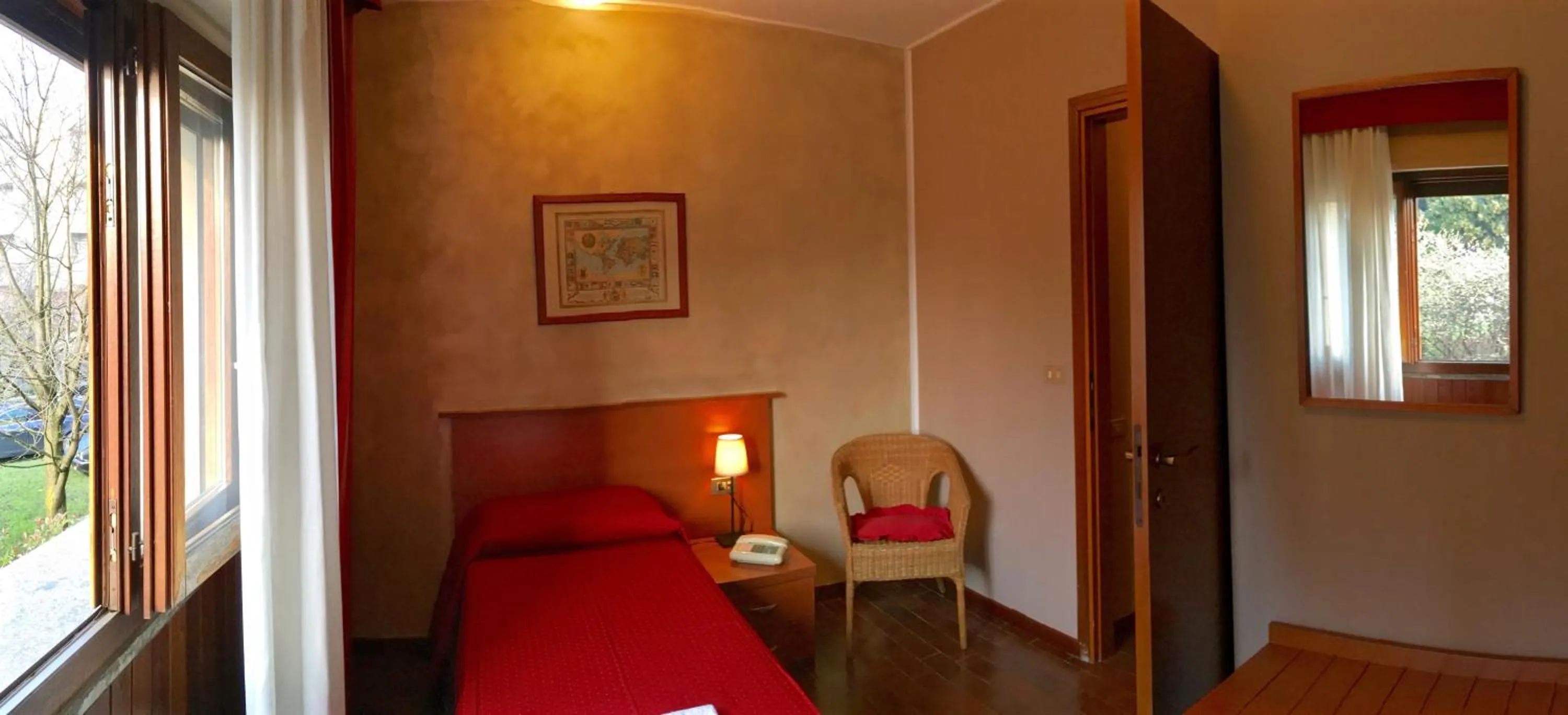 Shower in Hotel Forum