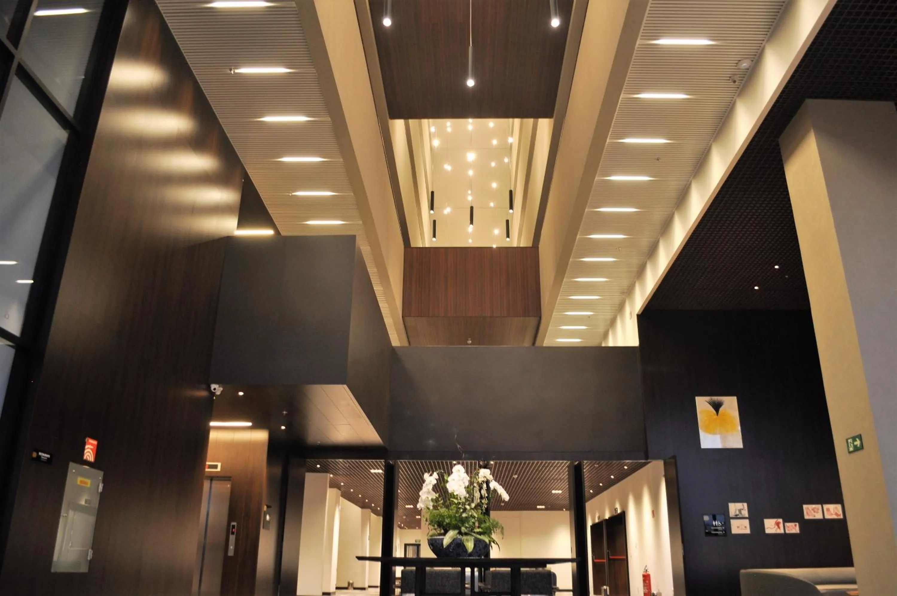 Decorative detail in Wyndham Garden Ribeirão Preto Convention