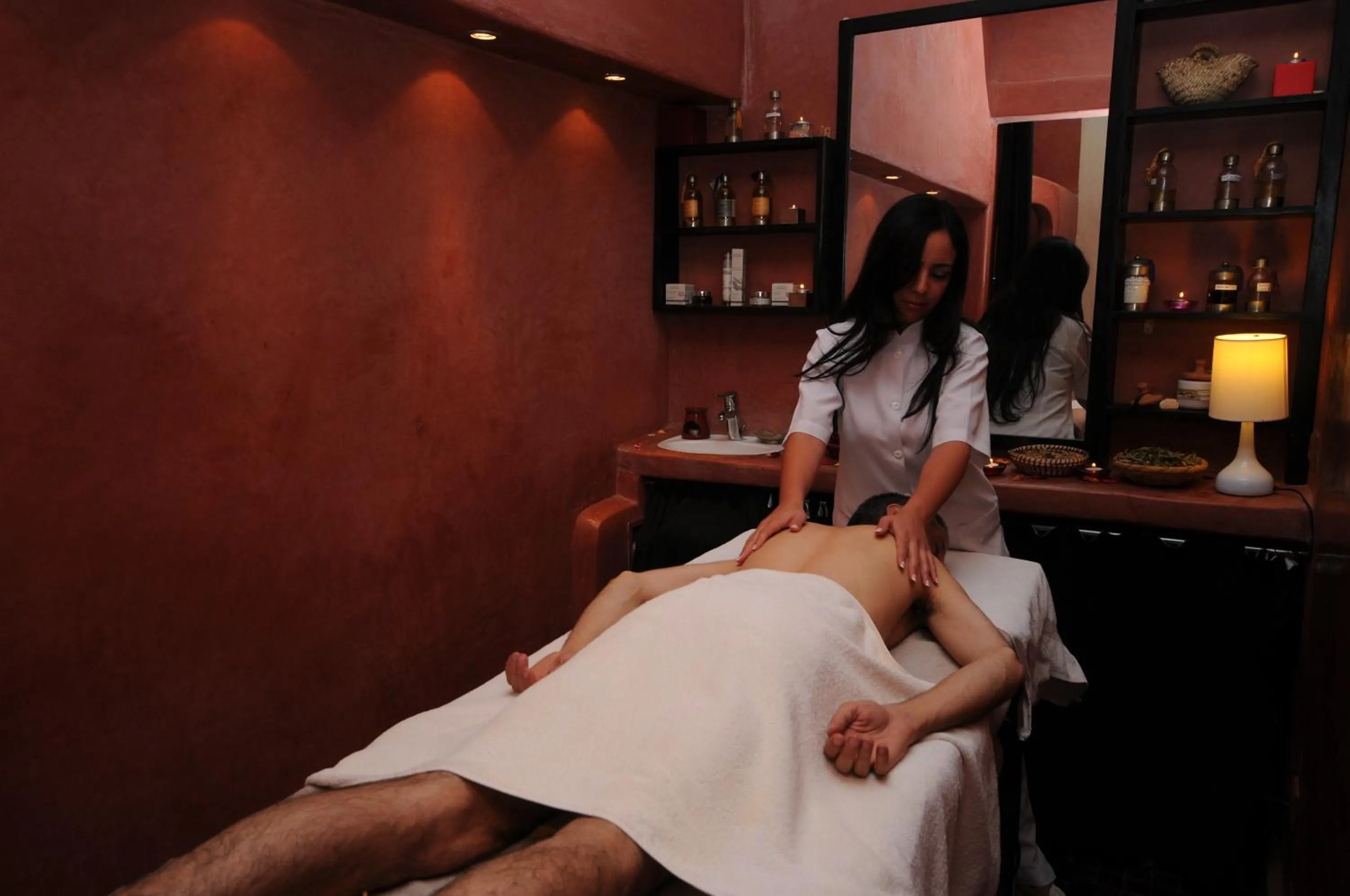 Massage in Riad Vendôme & Spa