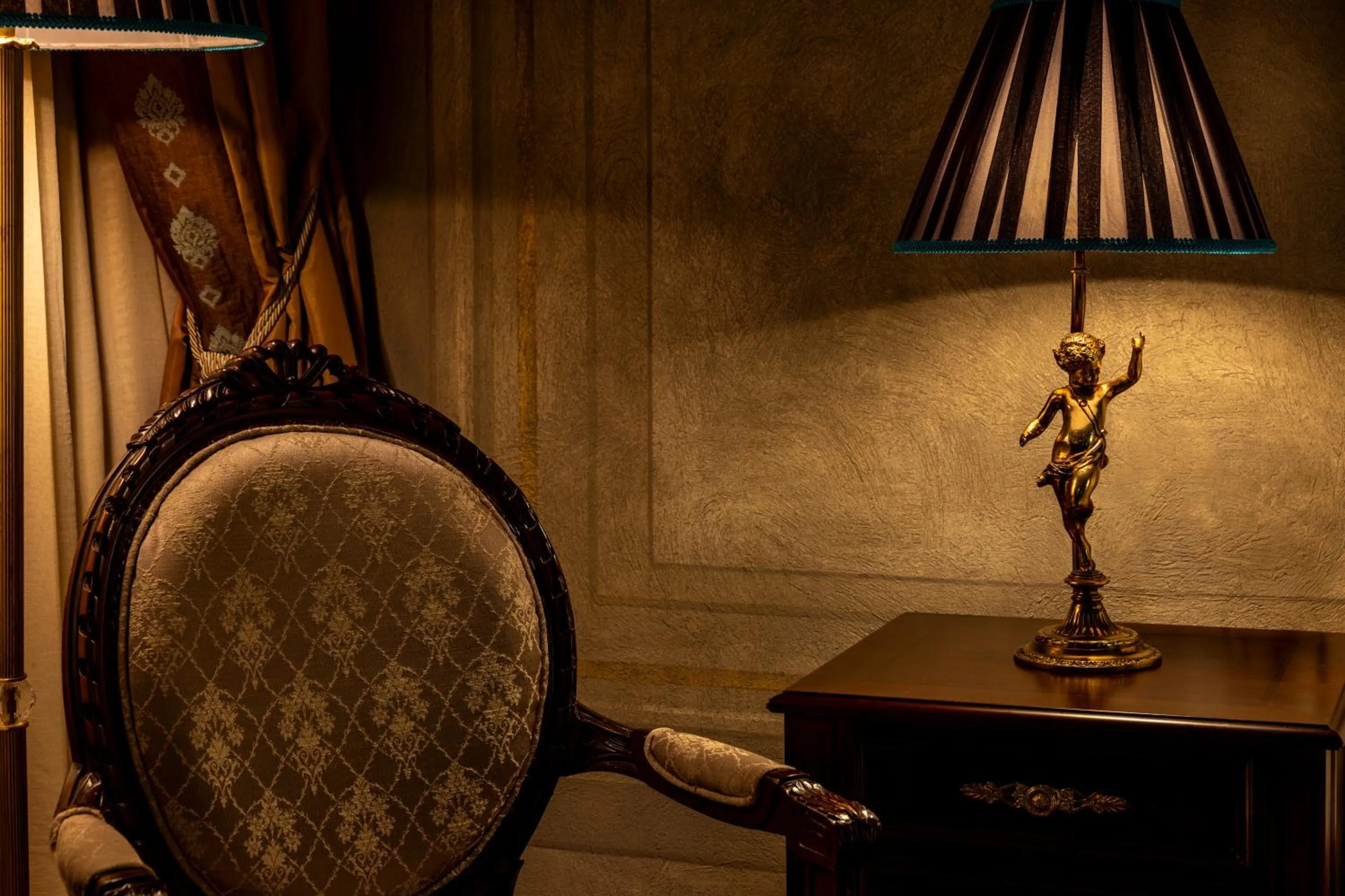 Seating area in Palazzo Donizetti Hotel - Special Class