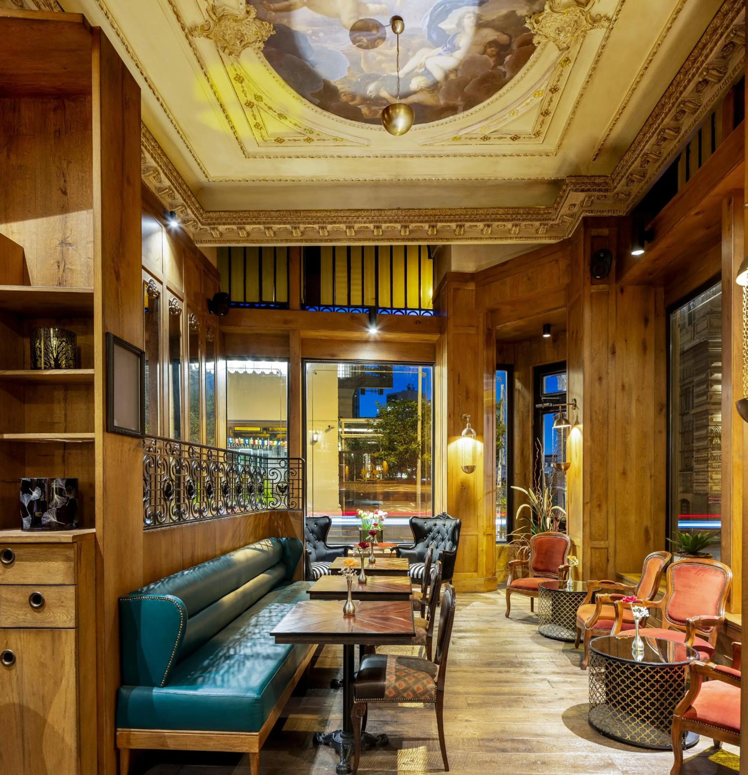 Seating area in Palazzo Donizetti Hotel - Special Class