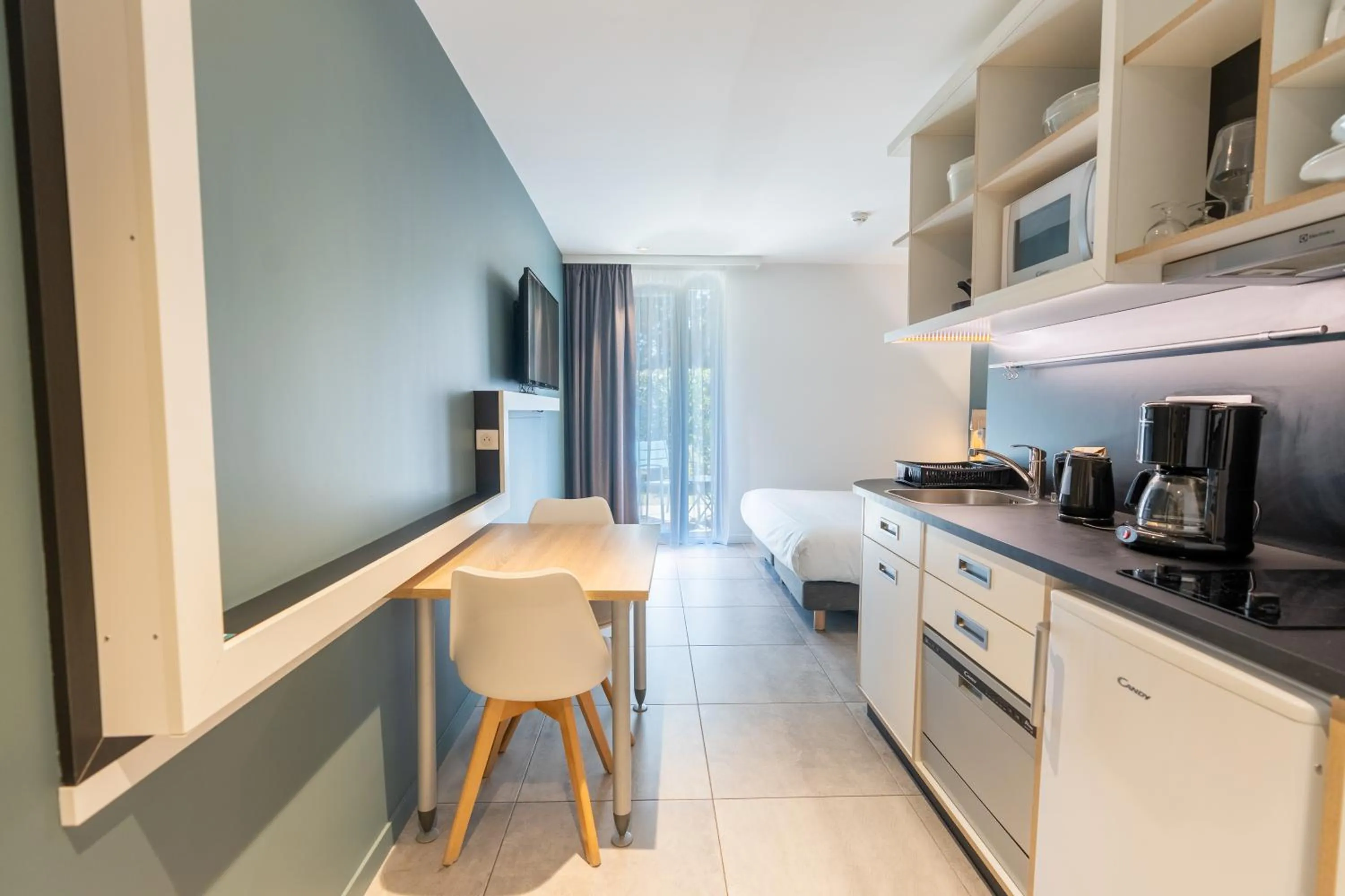 Property building in Kyriad Résidence Cabriès - Plan de Campagne