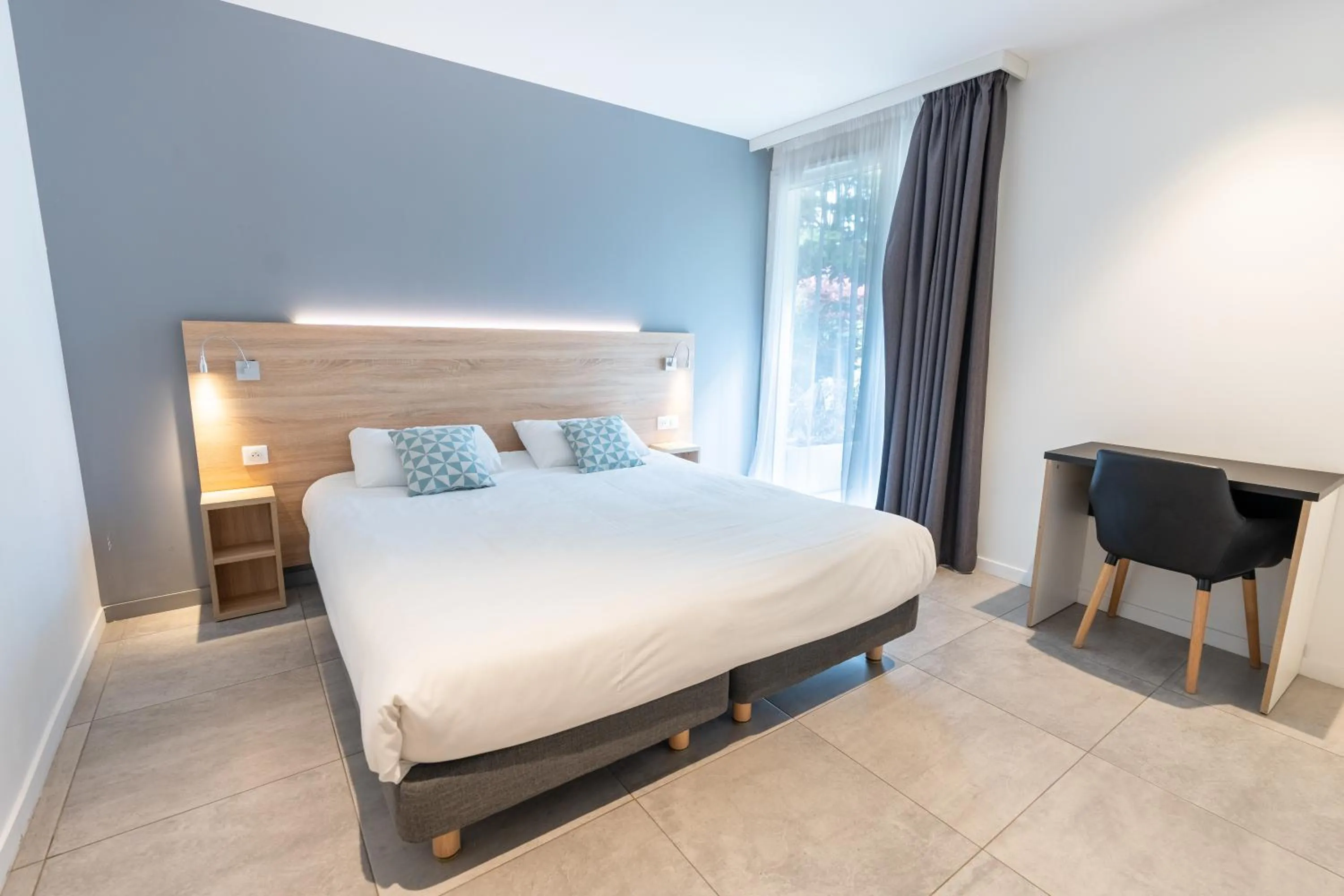 Bed in Kyriad Résidence Cabriès - Plan de Campagne