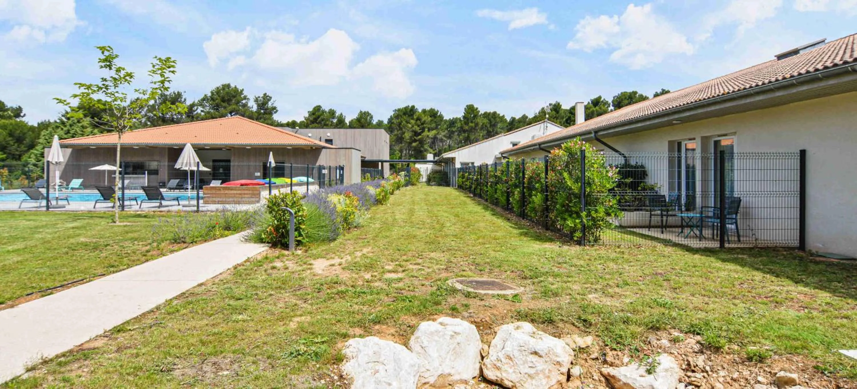Garden in Kyriad Résidence Cabriès - Plan de Campagne