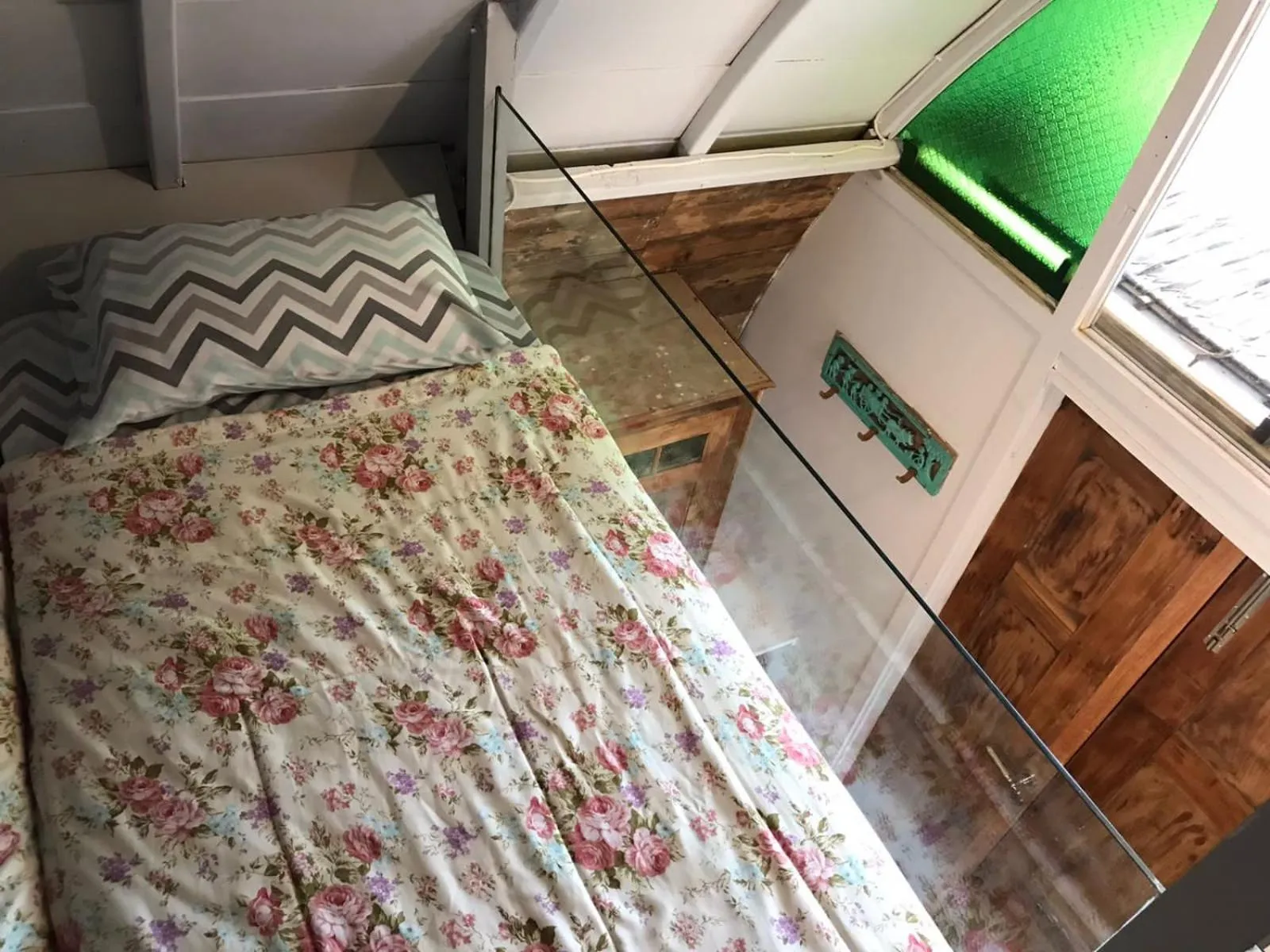 Bed in Villa Isabella Putri B&B