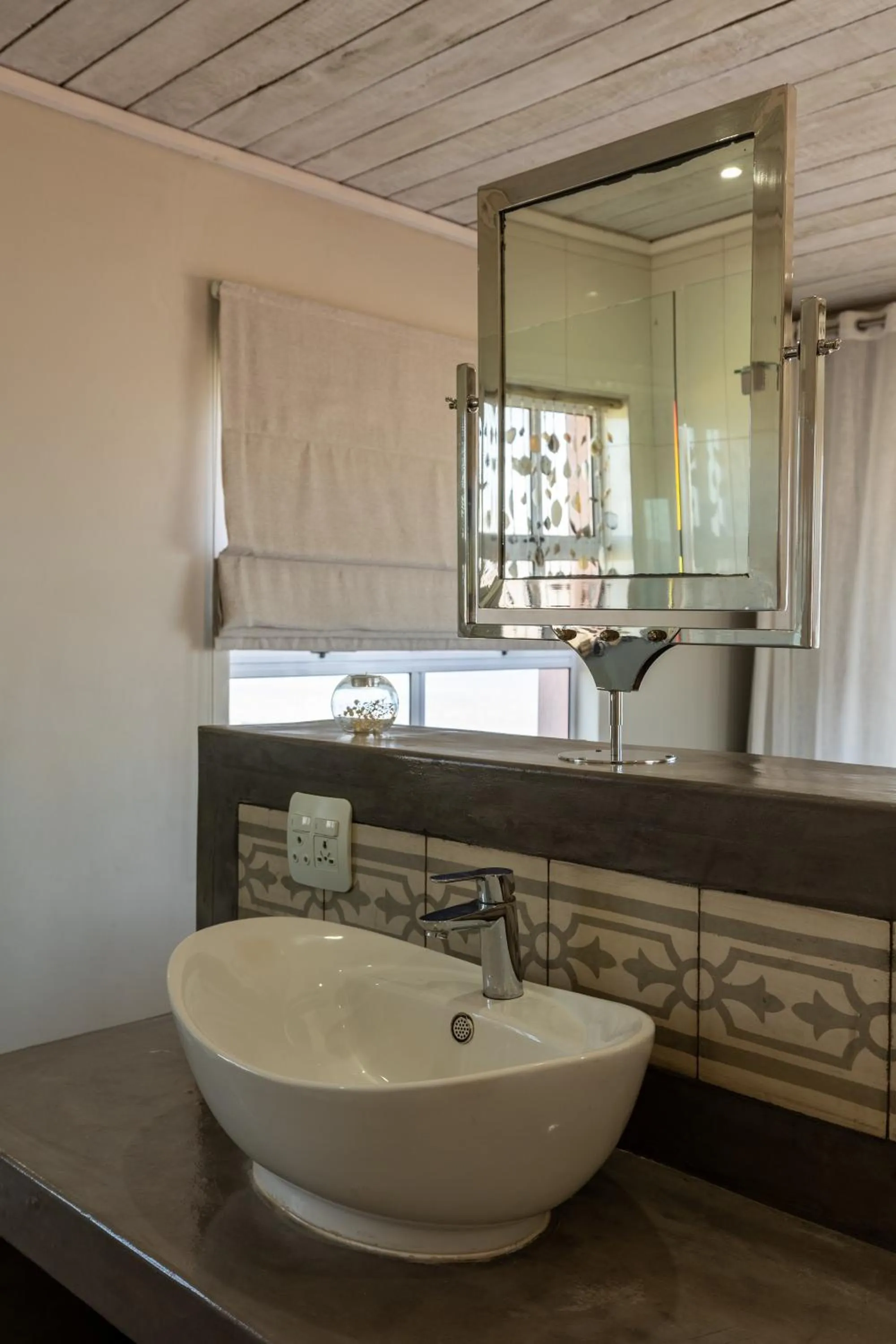 Bathroom in Blue Bay Lodge