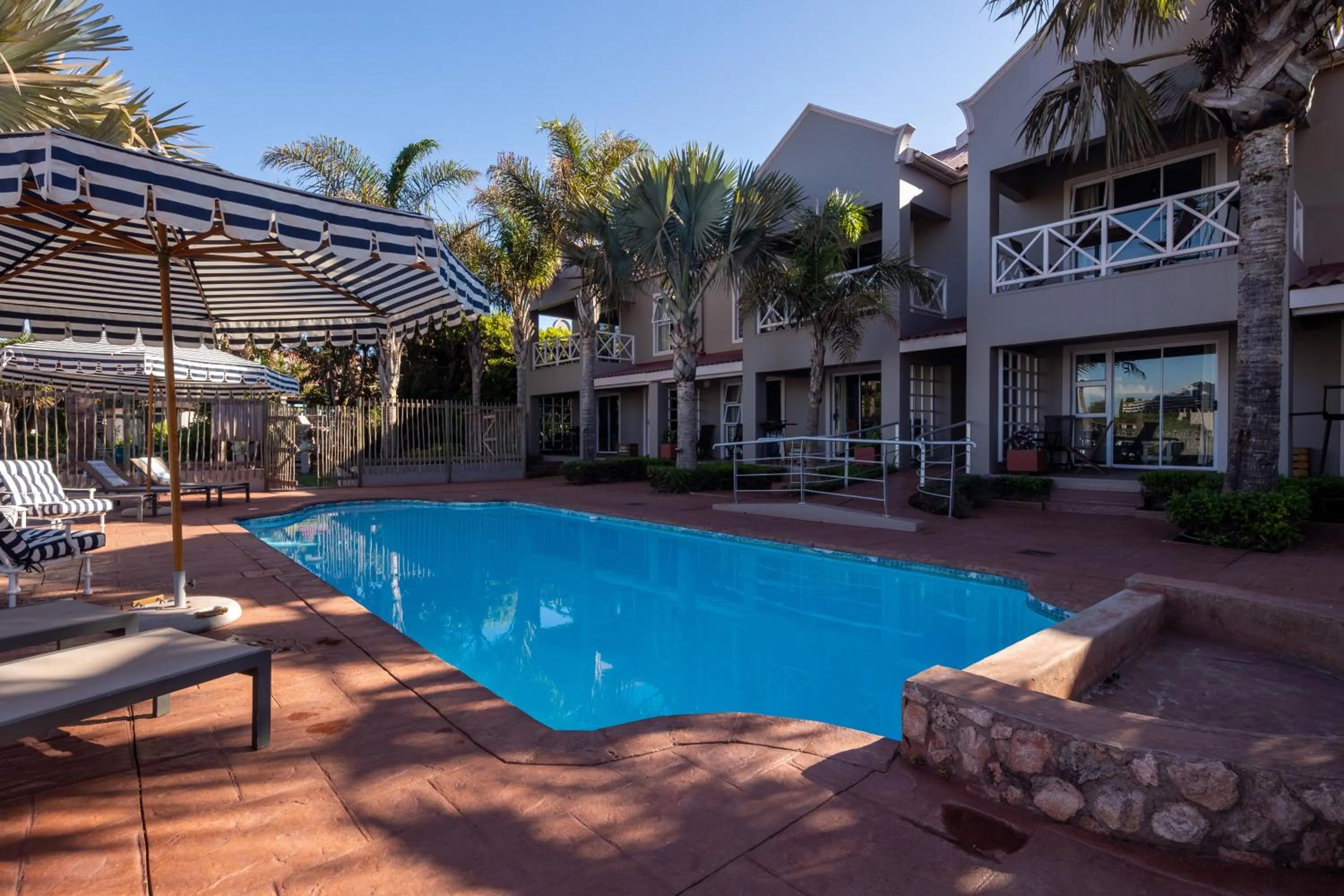 Spring in Blue Bay Lodge