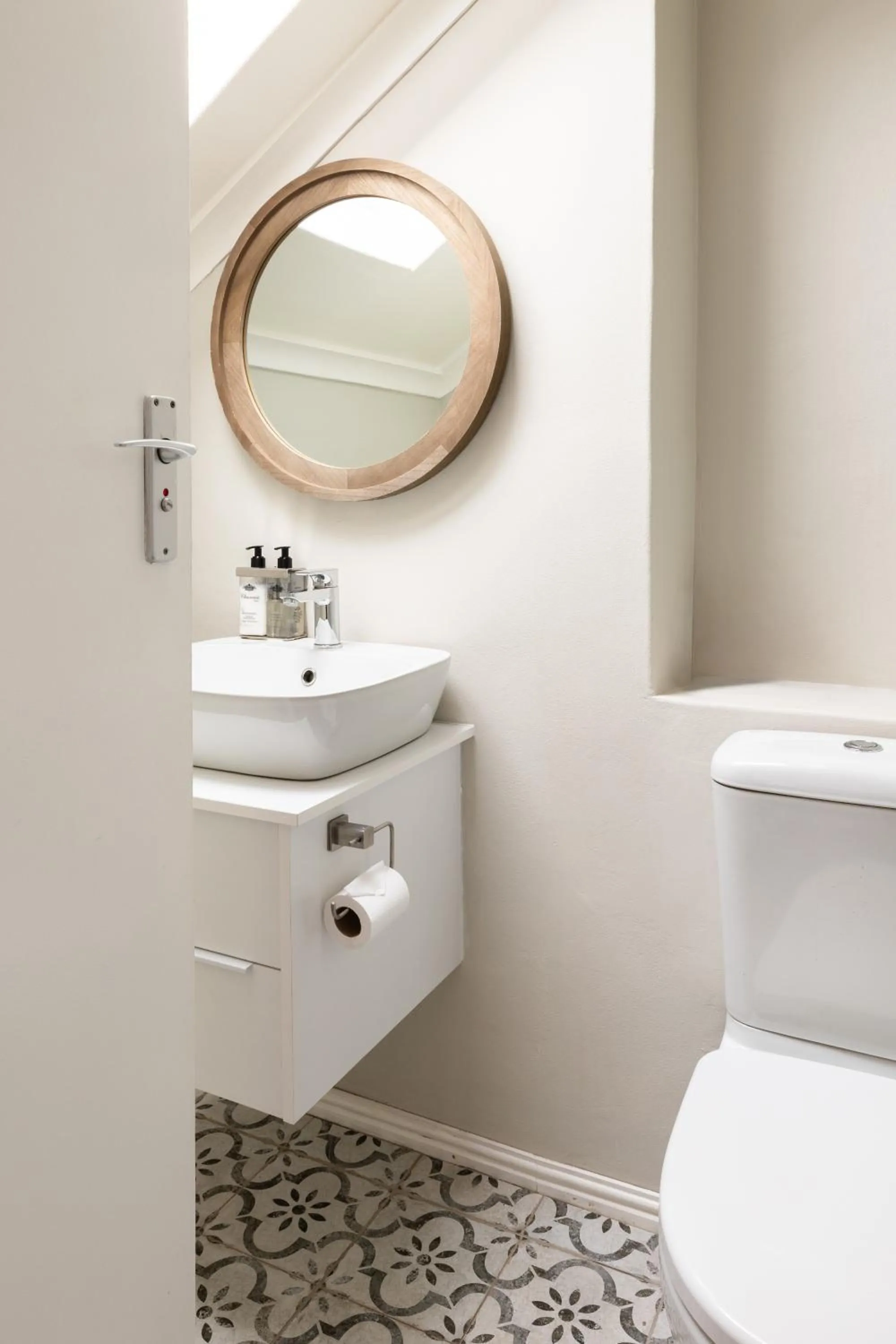 Bathroom in Blue Bay Lodge