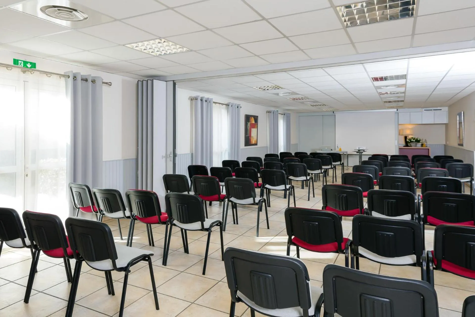 Business facilities in The Originals City, Hôtel Le Pavillon, Béziers Est