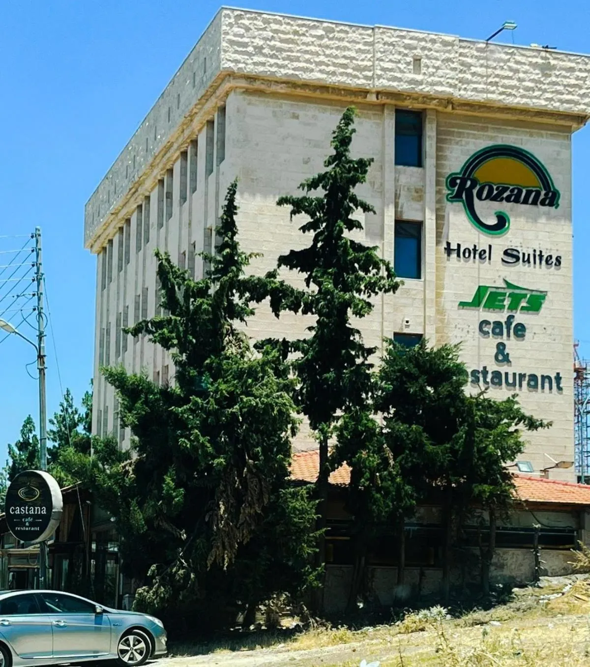 Property building in Rozana Hotel