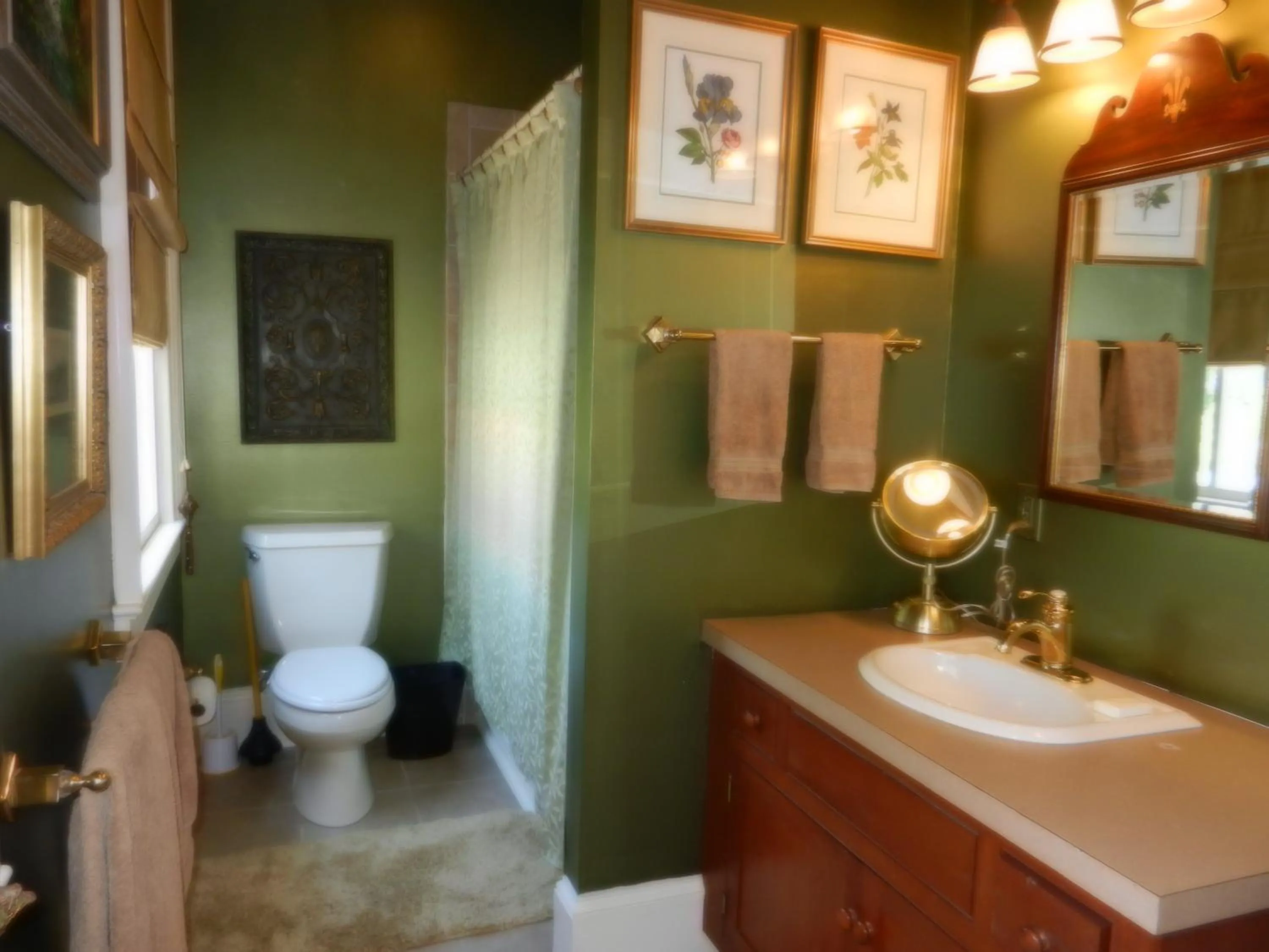 Bathroom in 22 Charlotte