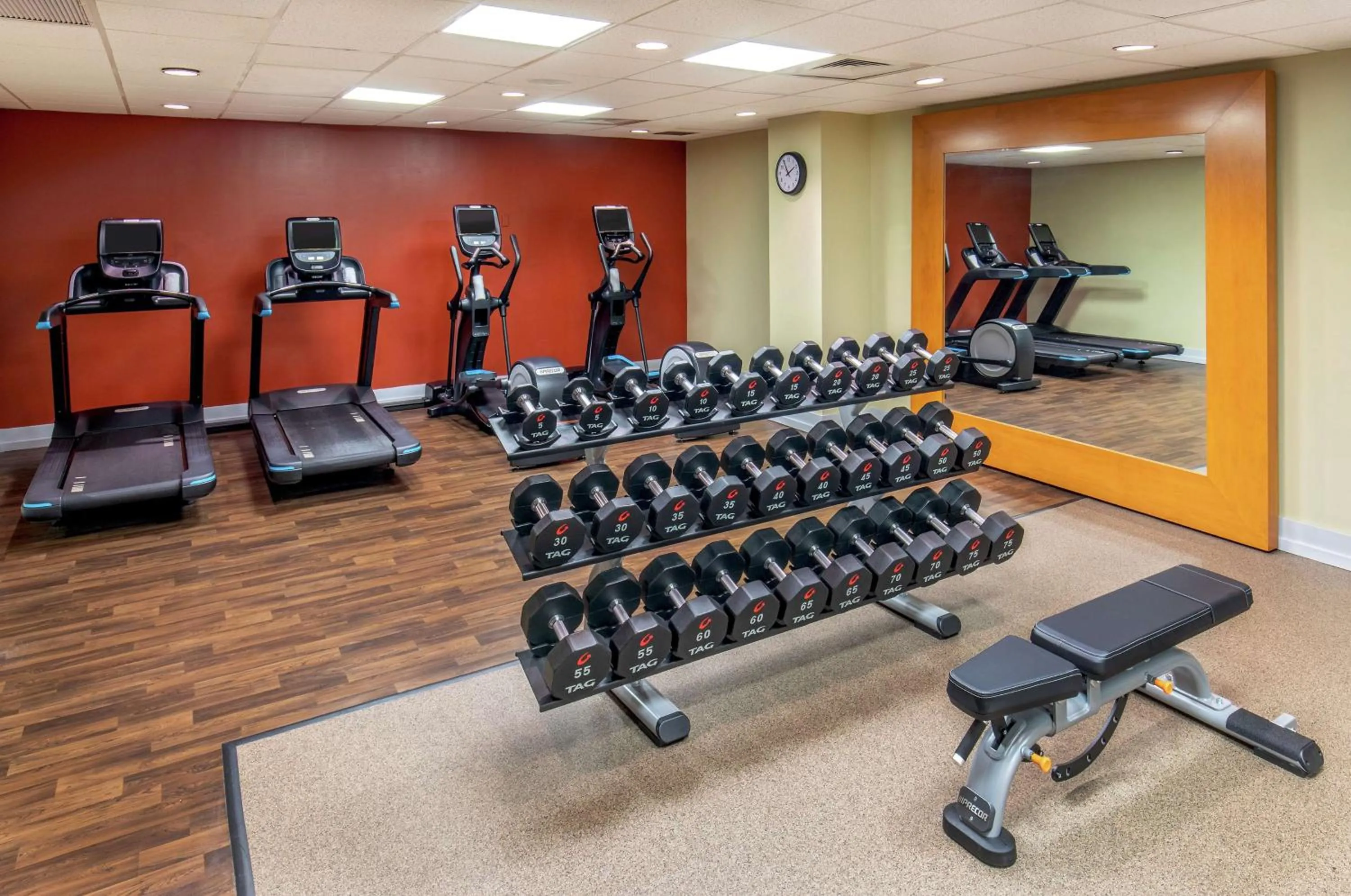 Fitness centre/facilities in DoubleTree by Hilton Columbia