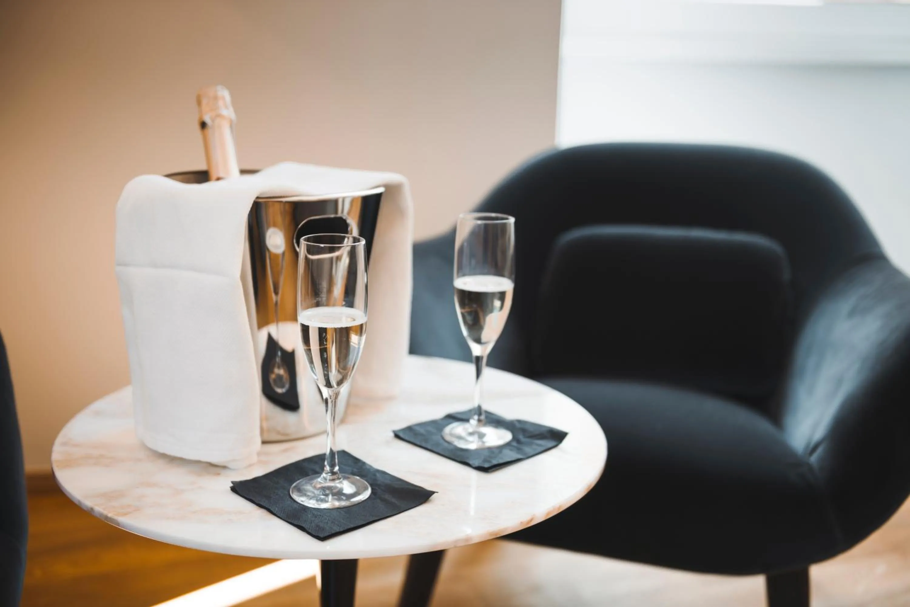 Food and drinks in Mascherino Suites