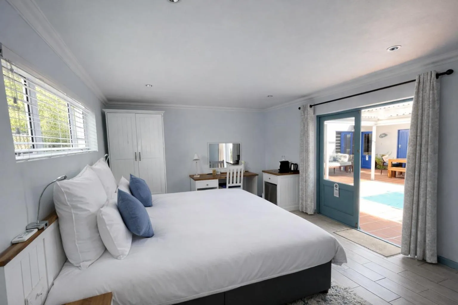 Bedroom, Bed in BlueSky Arniston Boutique Guesthouse