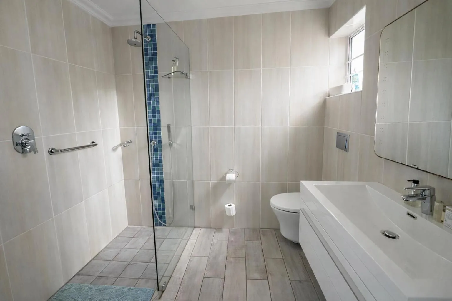 Shower in BlueSky Arniston Boutique Guesthouse