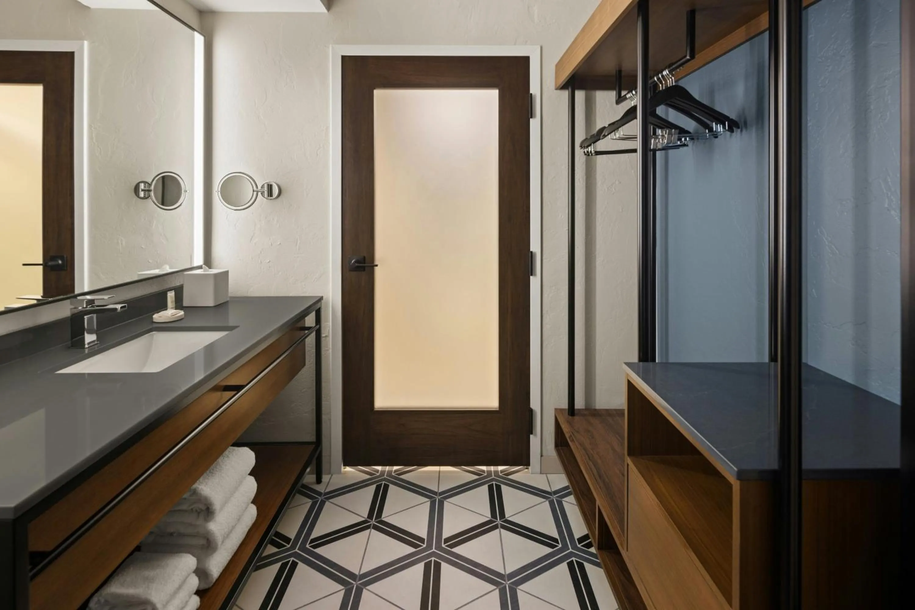 Bathroom in Oshkosh Marriott Waterfront Hotel & Convention Center