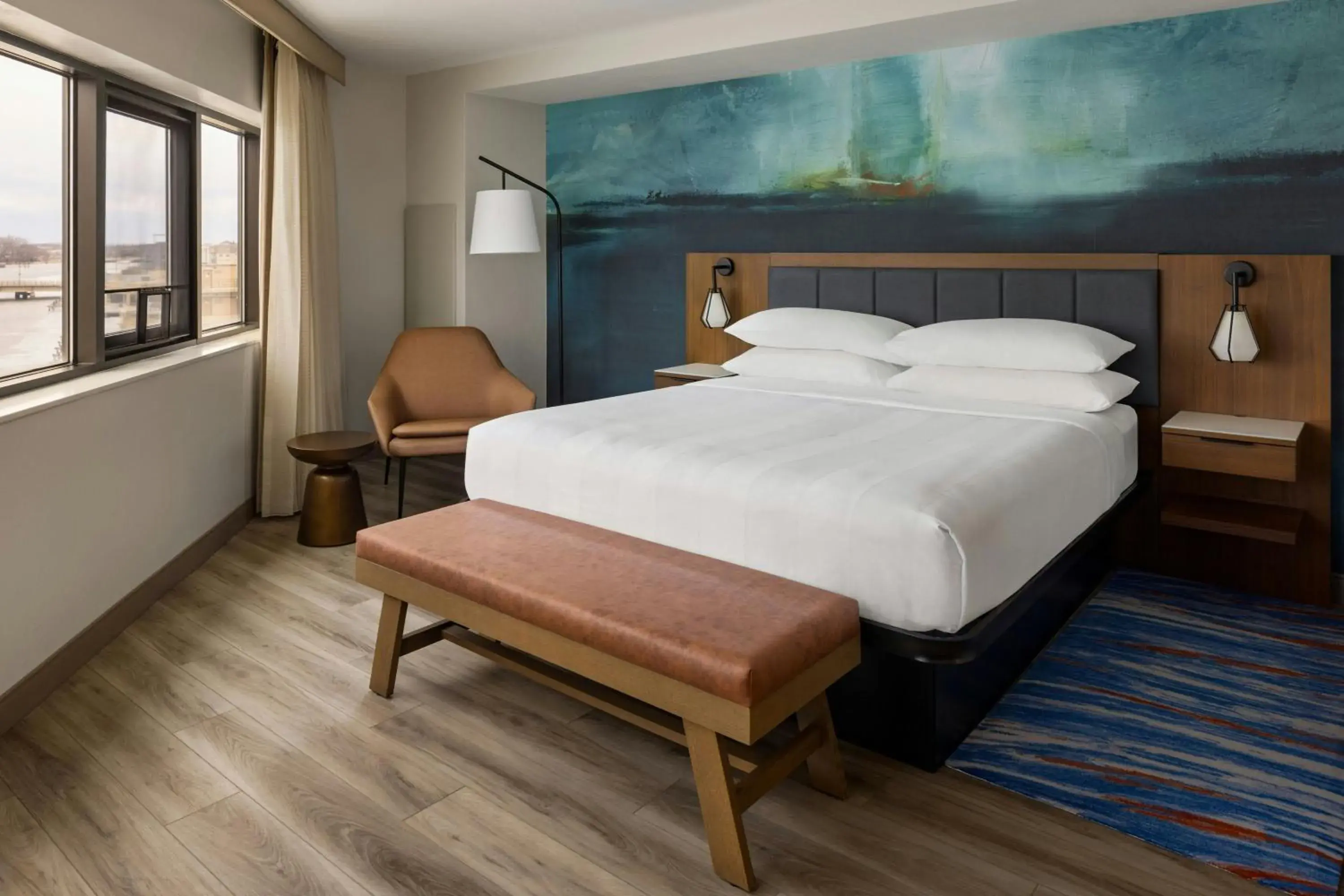 Deluxe King Room with Waterview in Oshkosh Marriott Waterfront Hotel & Convention Center Deluxe King Room with Waterview in Oshkosh Marriott Waterfront Hotel & Convention Center