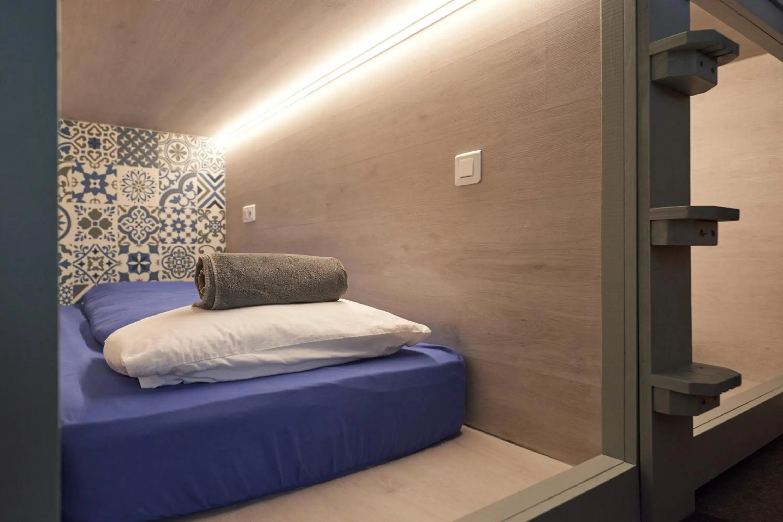 Bunk Bed in Mixed Dormitory Room in Vert Lodge Chamonix Bunk Bed in Mixed Dormitory Room in Vert Lodge Chamonix