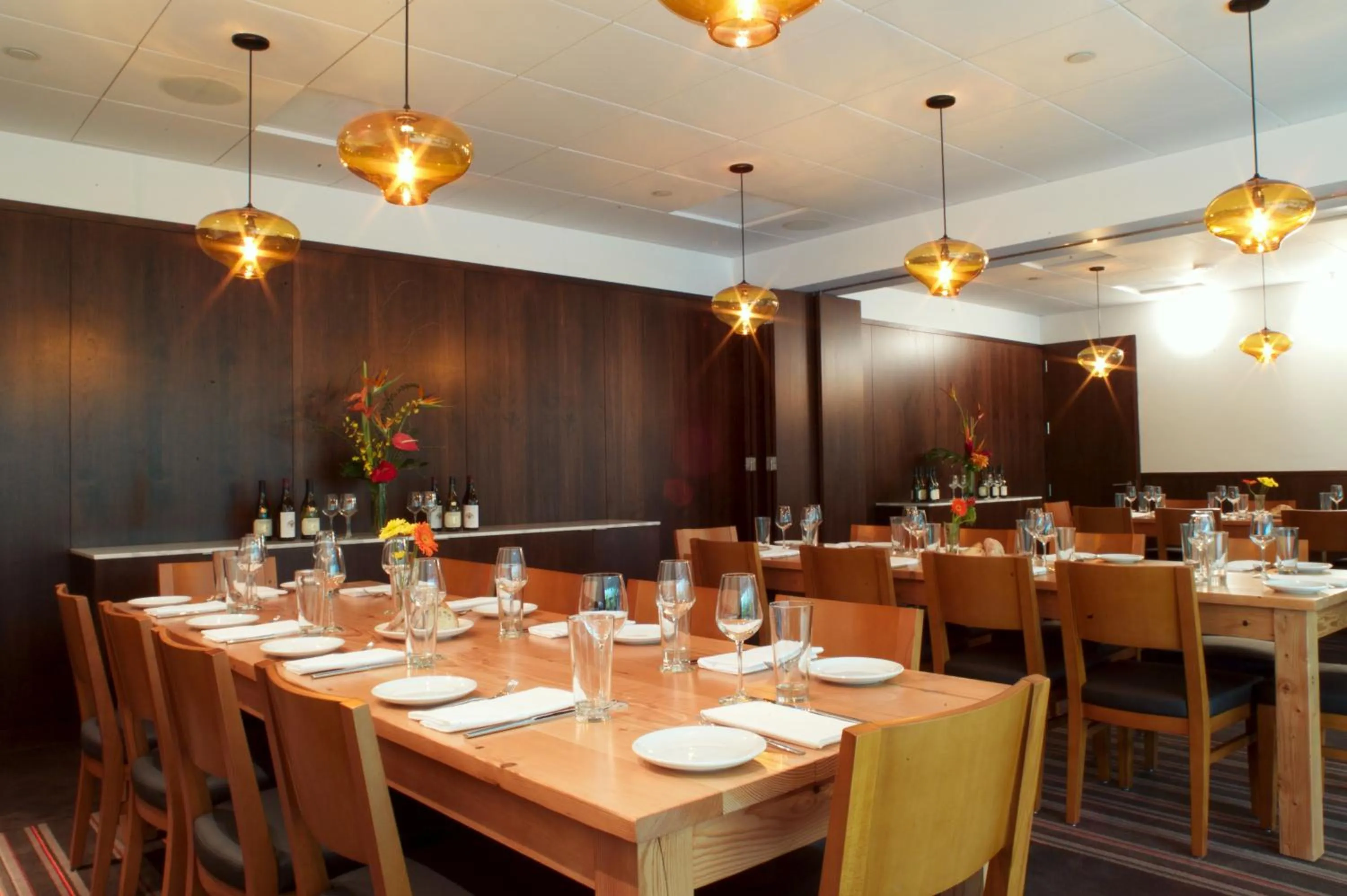 Restaurant/places to eat in The Hotel Zags Portland