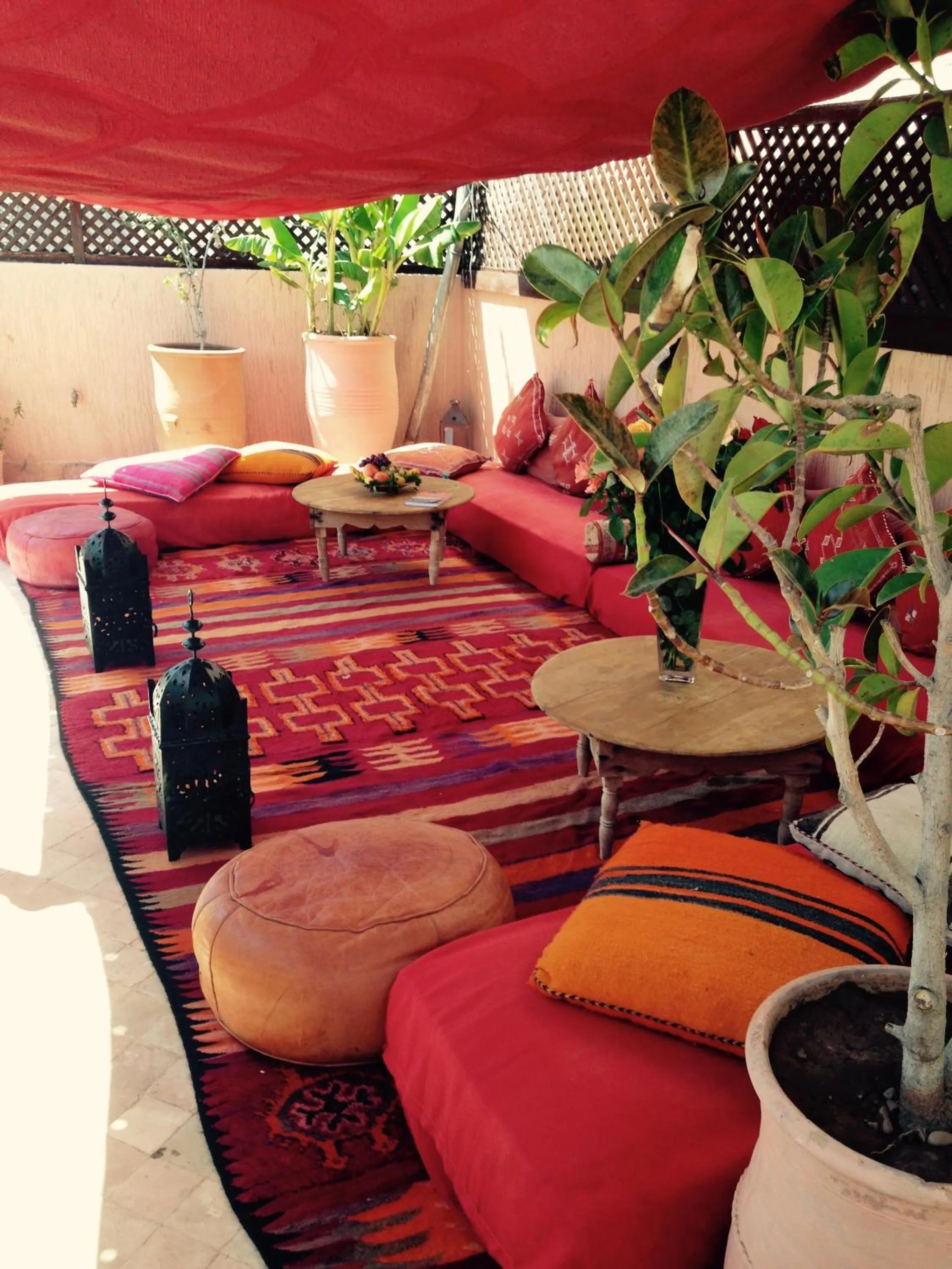 Property building in Riad Linda