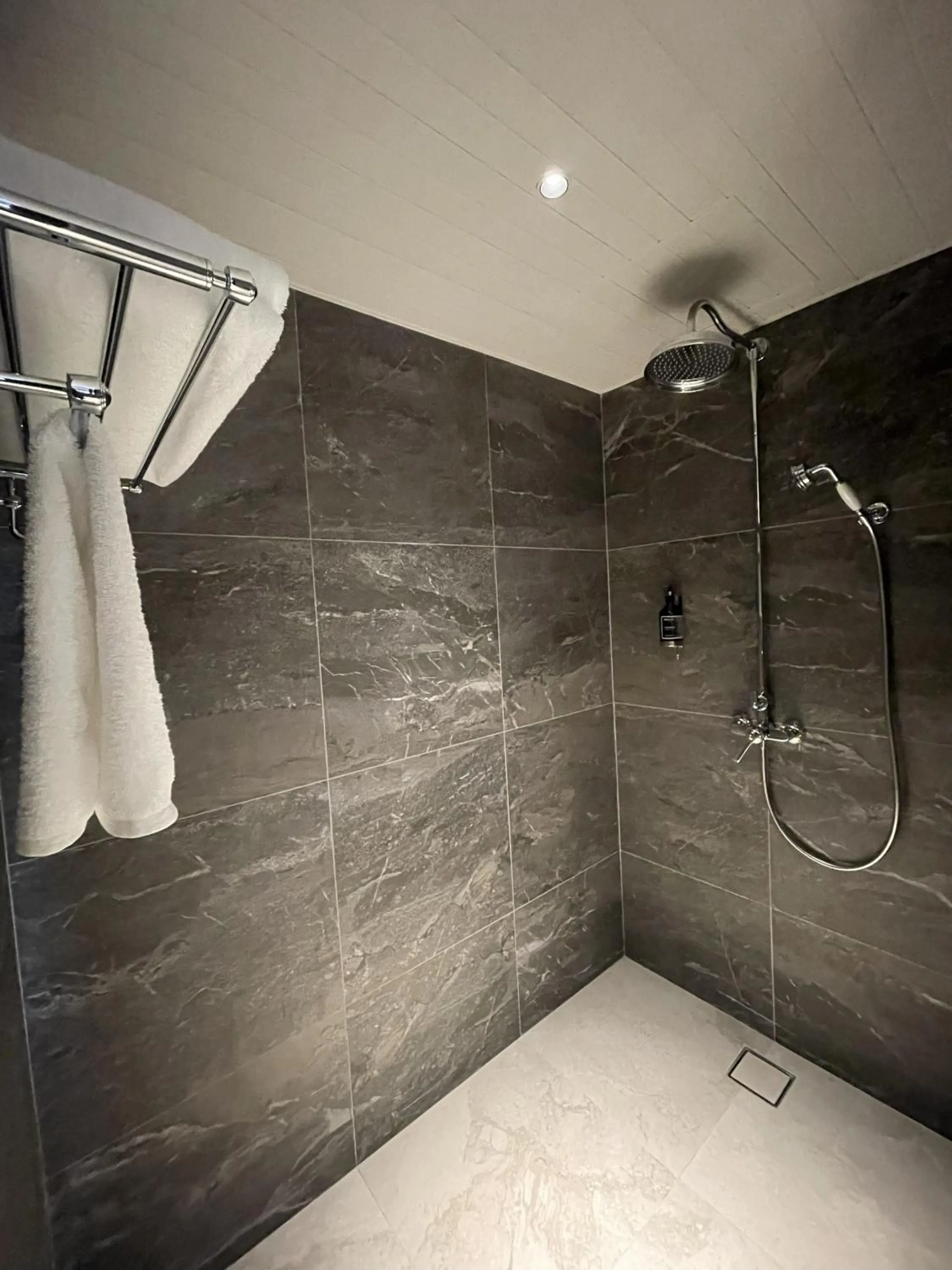 Shower in Bangi Resort Hotel