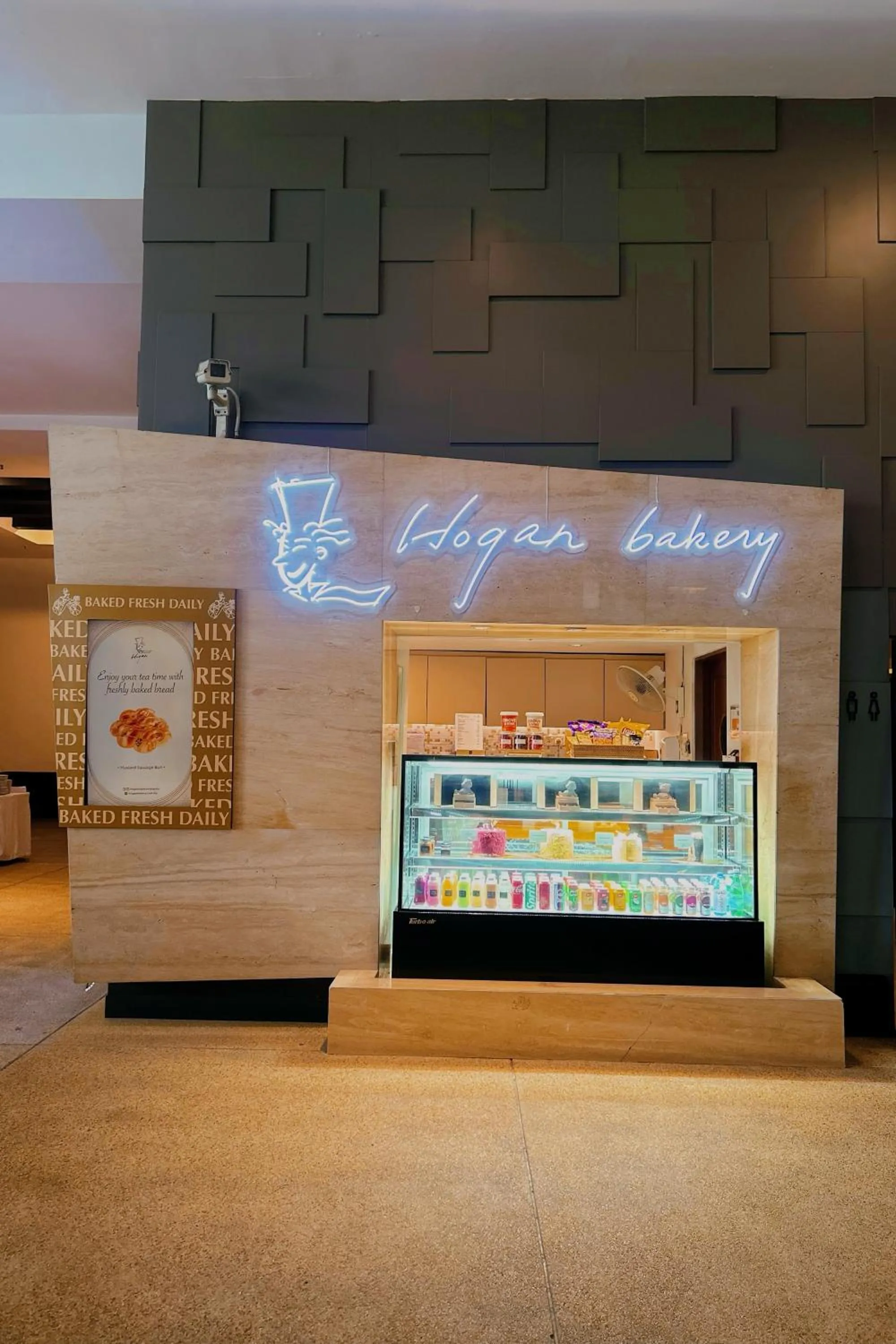 Restaurant/places to eat in Bangi Resort Hotel