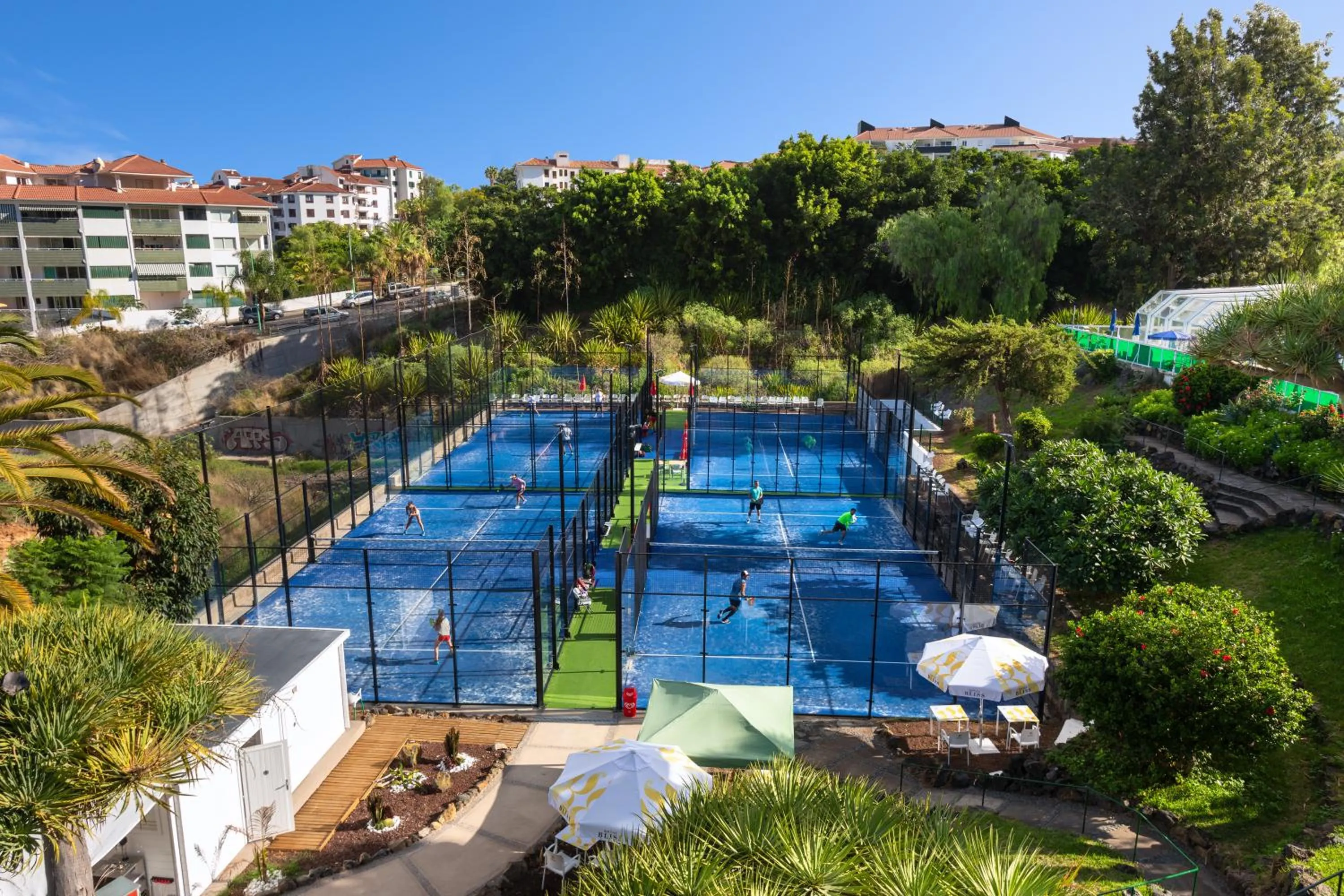 Tennis court in Parque Vacacional Eden