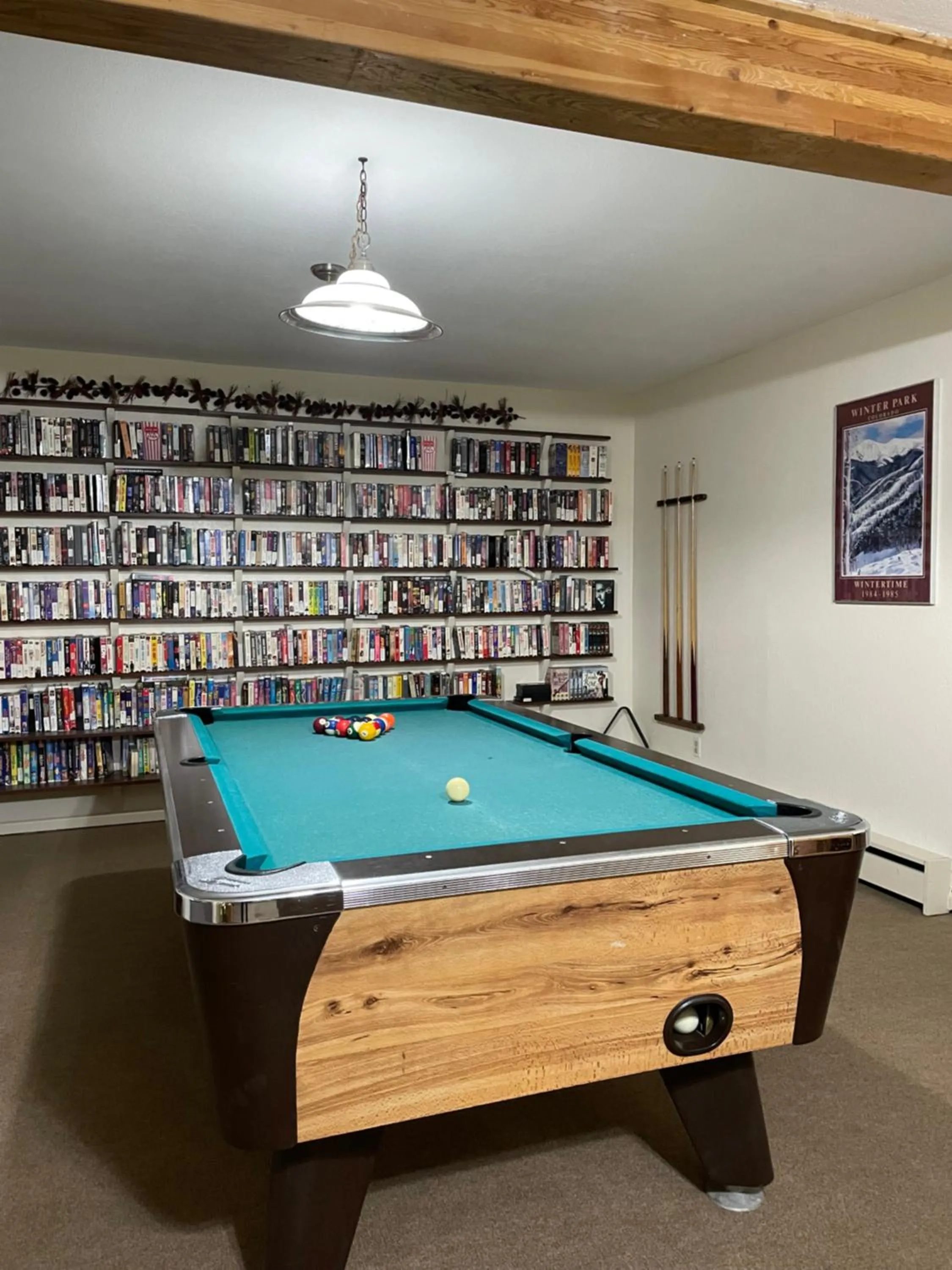 Billiard in Hideaway Mountain Lodge