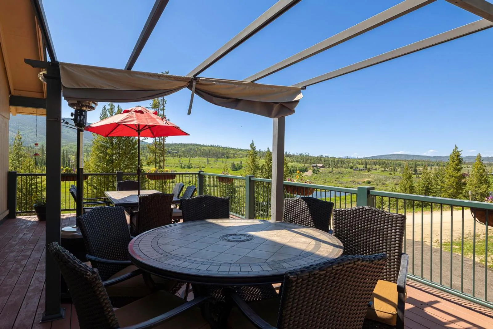 Property building in Hideaway Mountain Lodge