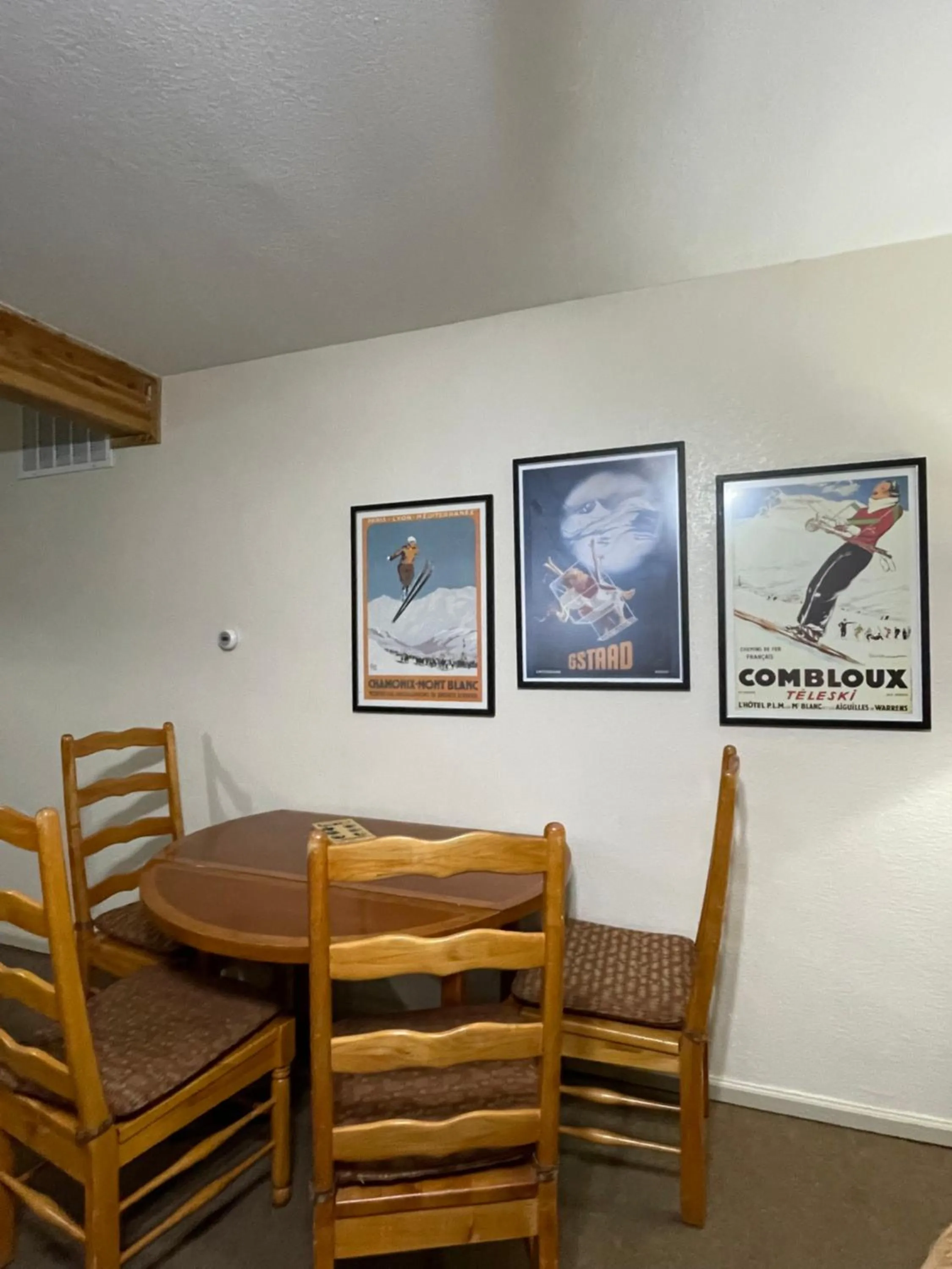 Game Room in Hideaway Mountain Lodge