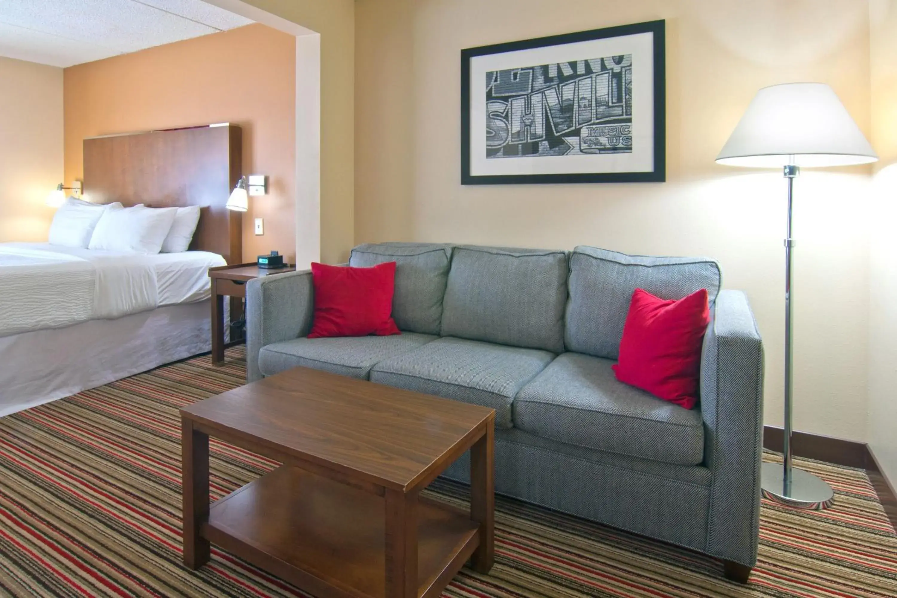 King Room with Sofa Bed in Four Points by Sheraton Nashville Airport King Room with Sofa Bed in Four Points by Sheraton Nashville Airport