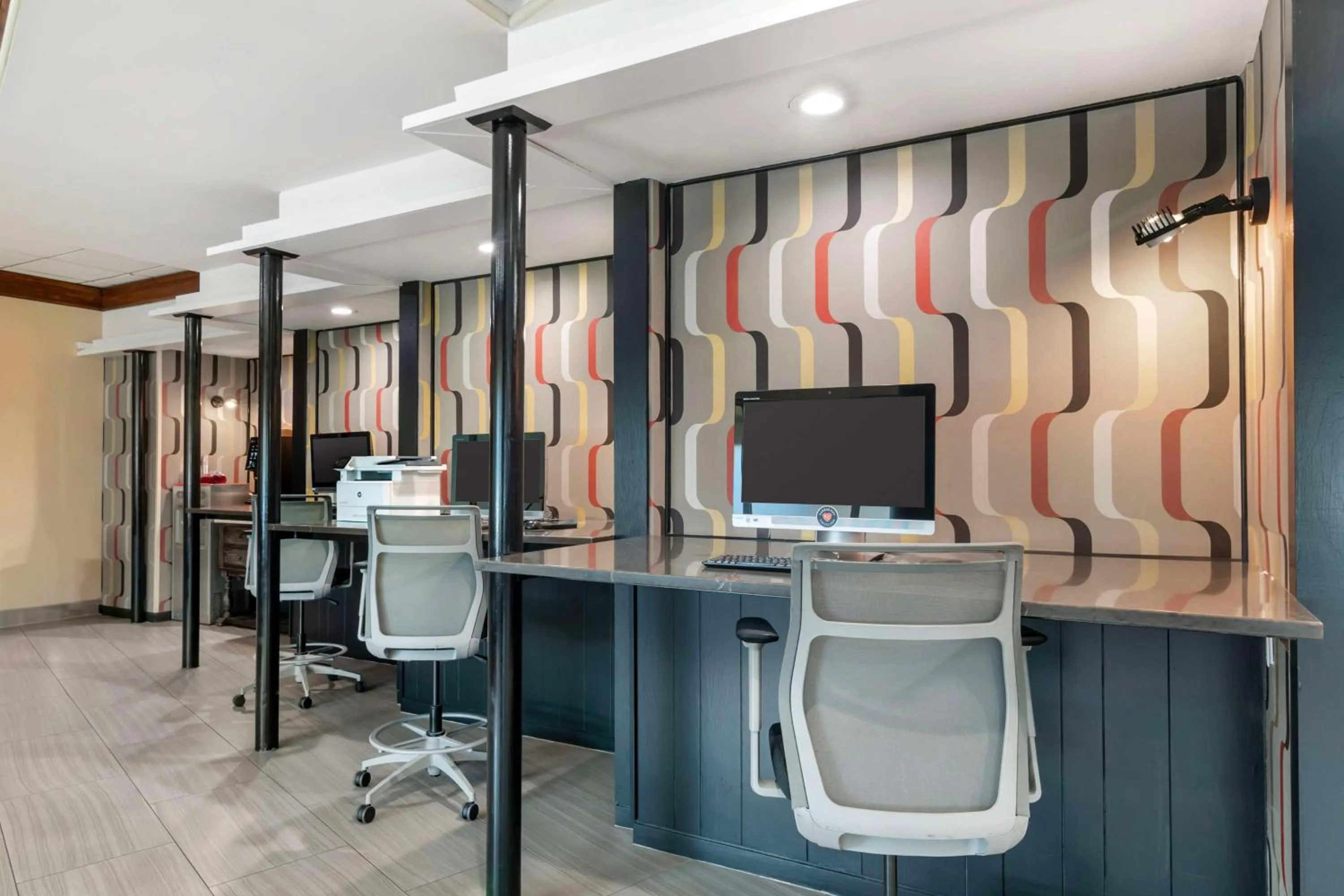 Business facilities in Best Western Plus Kansas City Sports Complex Hotel