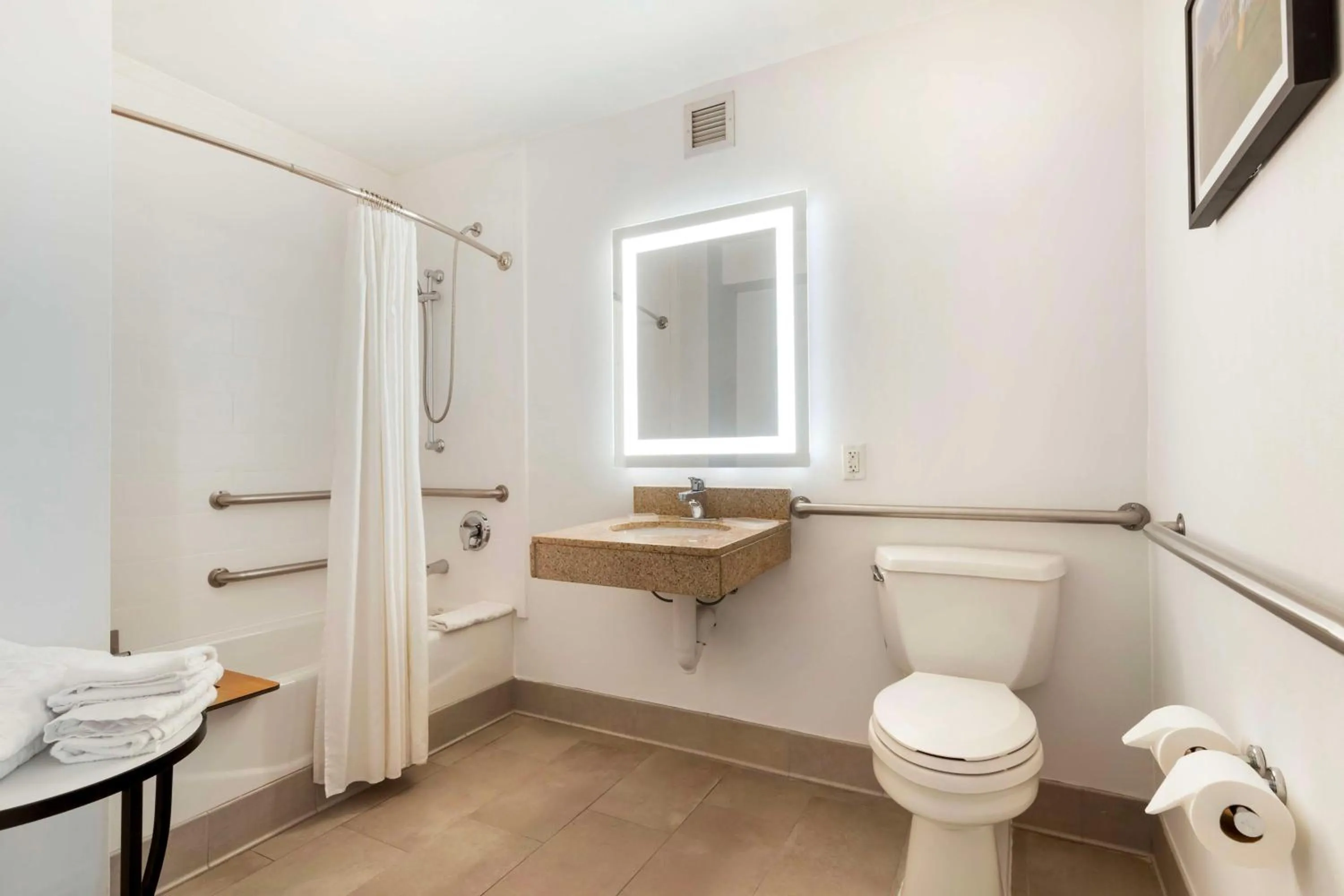 Bathroom in Best Western Plus Kansas City Sports Complex Hotel