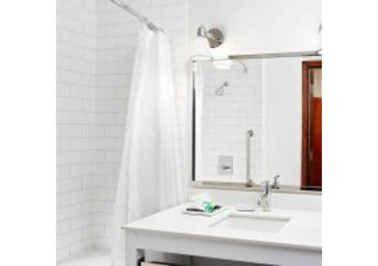 Property building in Four Points by Sheraton Calgary Airport