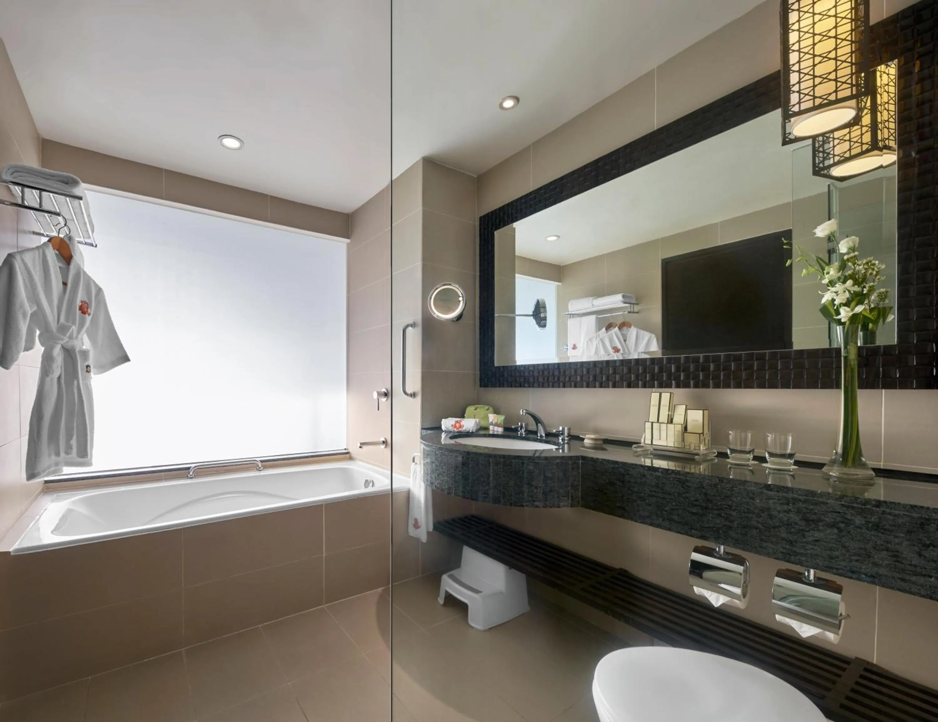 Toilet in Shangri-La Tanjung Aru, Kota Kinabalu