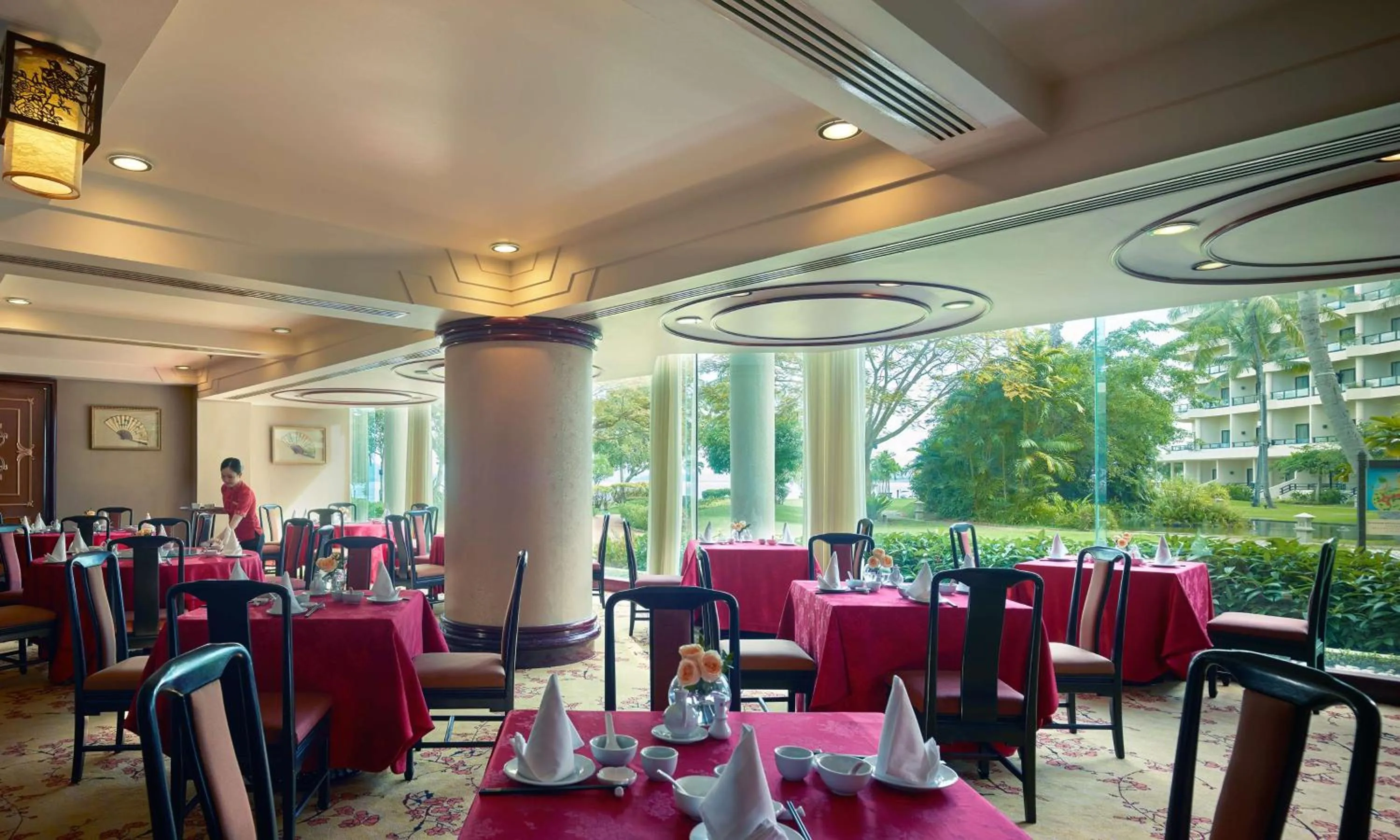 Restaurant/places to eat in Shangri-La Tanjung Aru, Kota Kinabalu