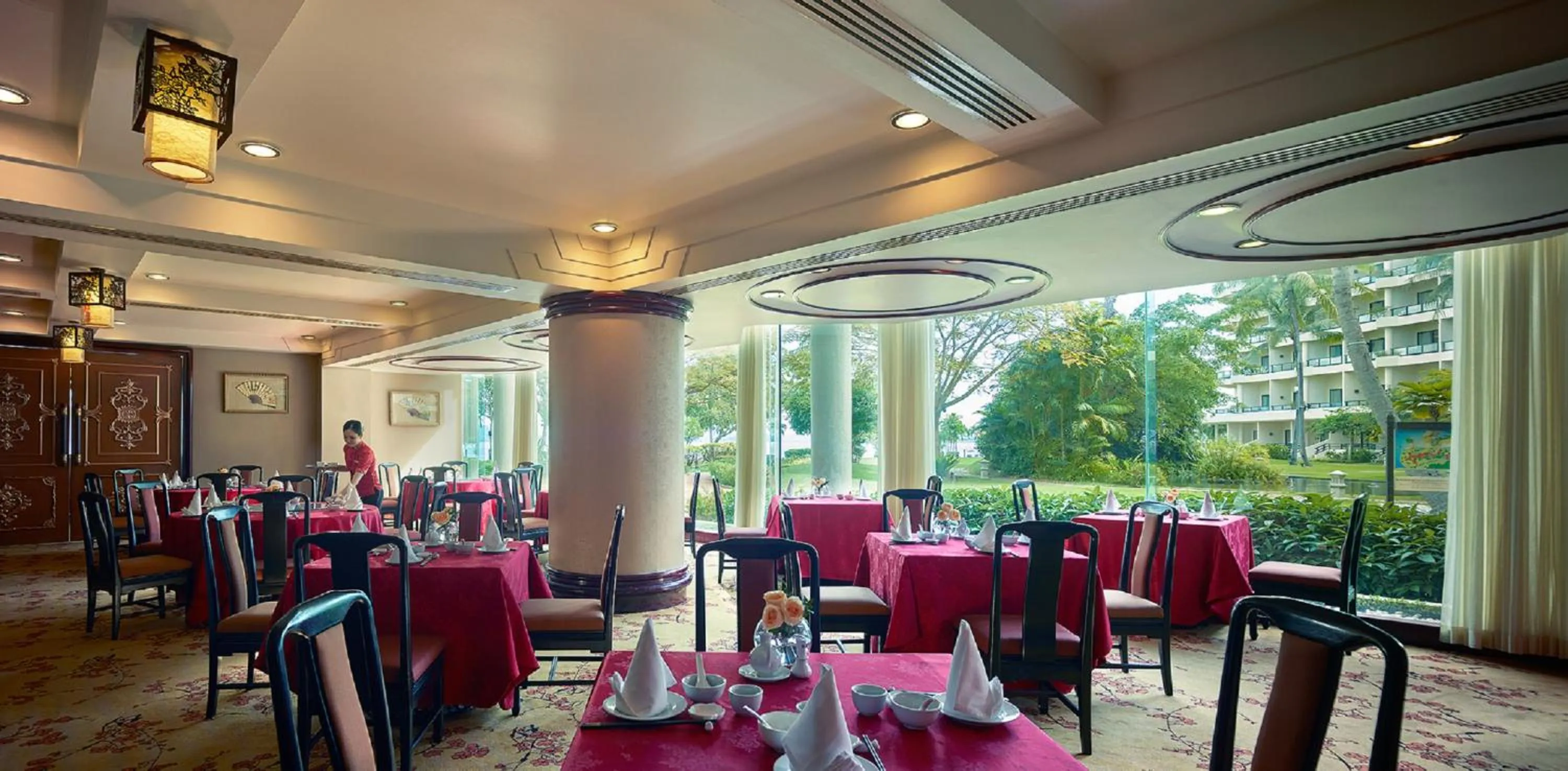 Restaurant/places to eat in Shangri-La Tanjung Aru, Kota Kinabalu