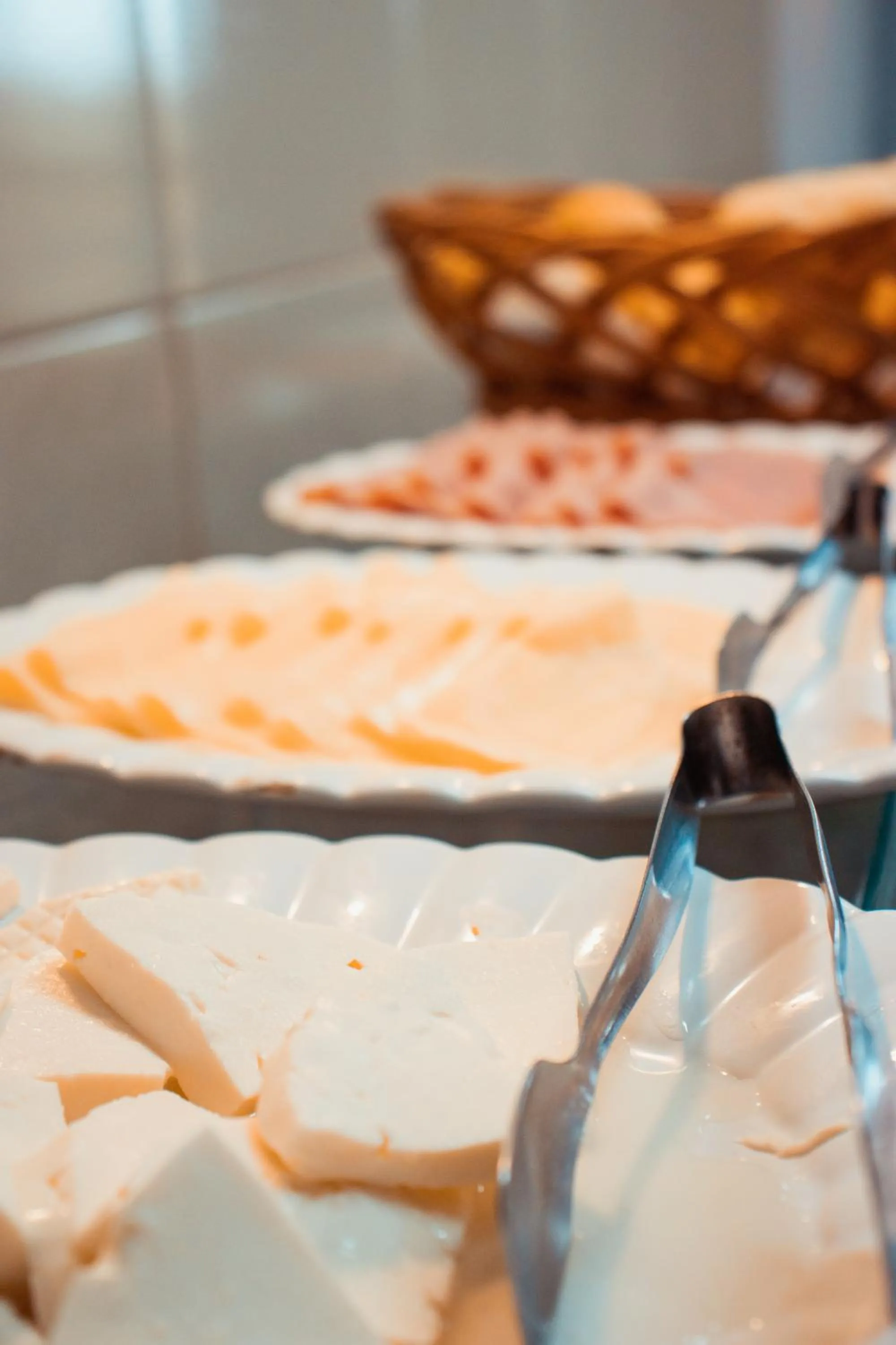 Breakfast in Plaza Inn Week Inn