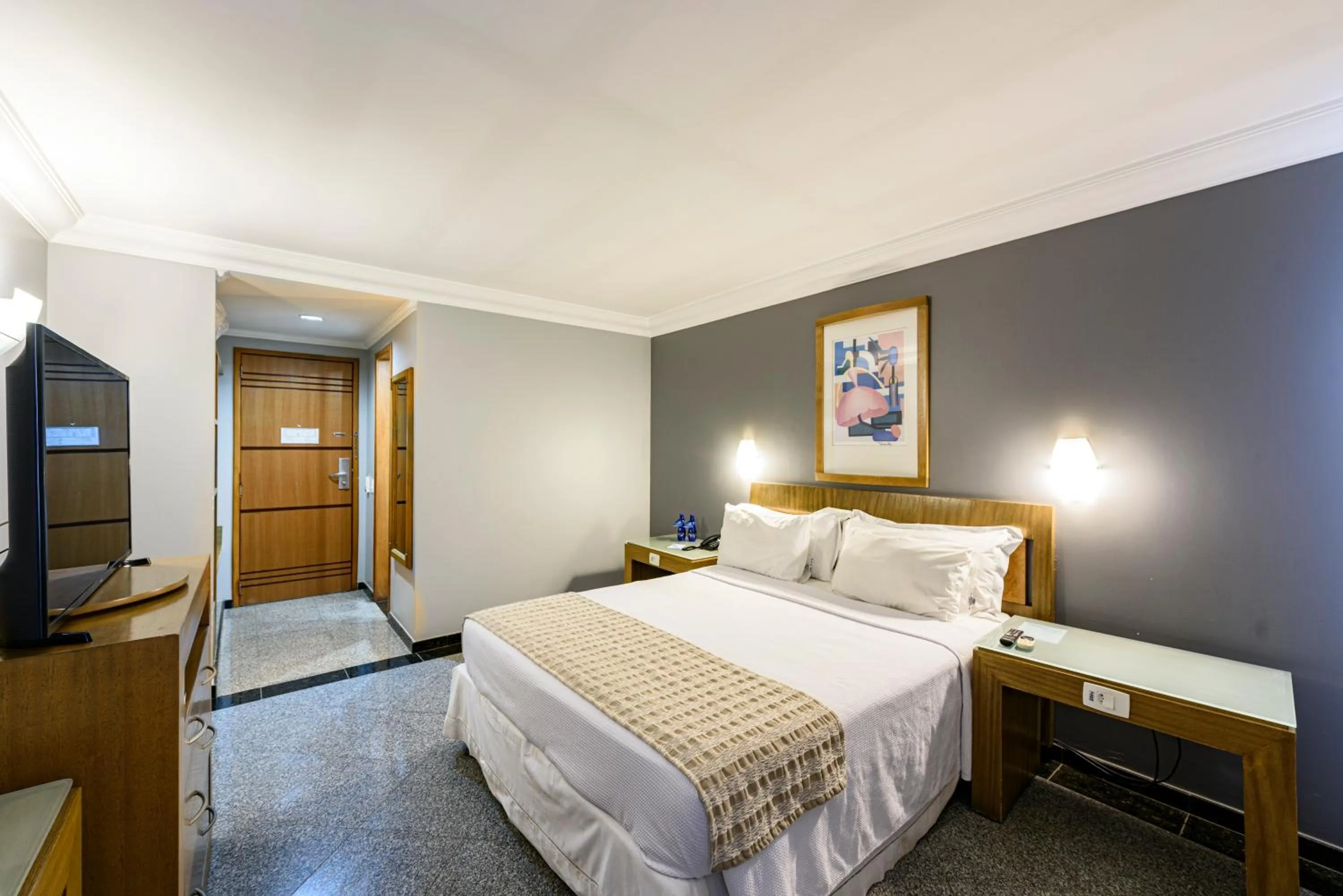 Bed in Plaza Inn Executive