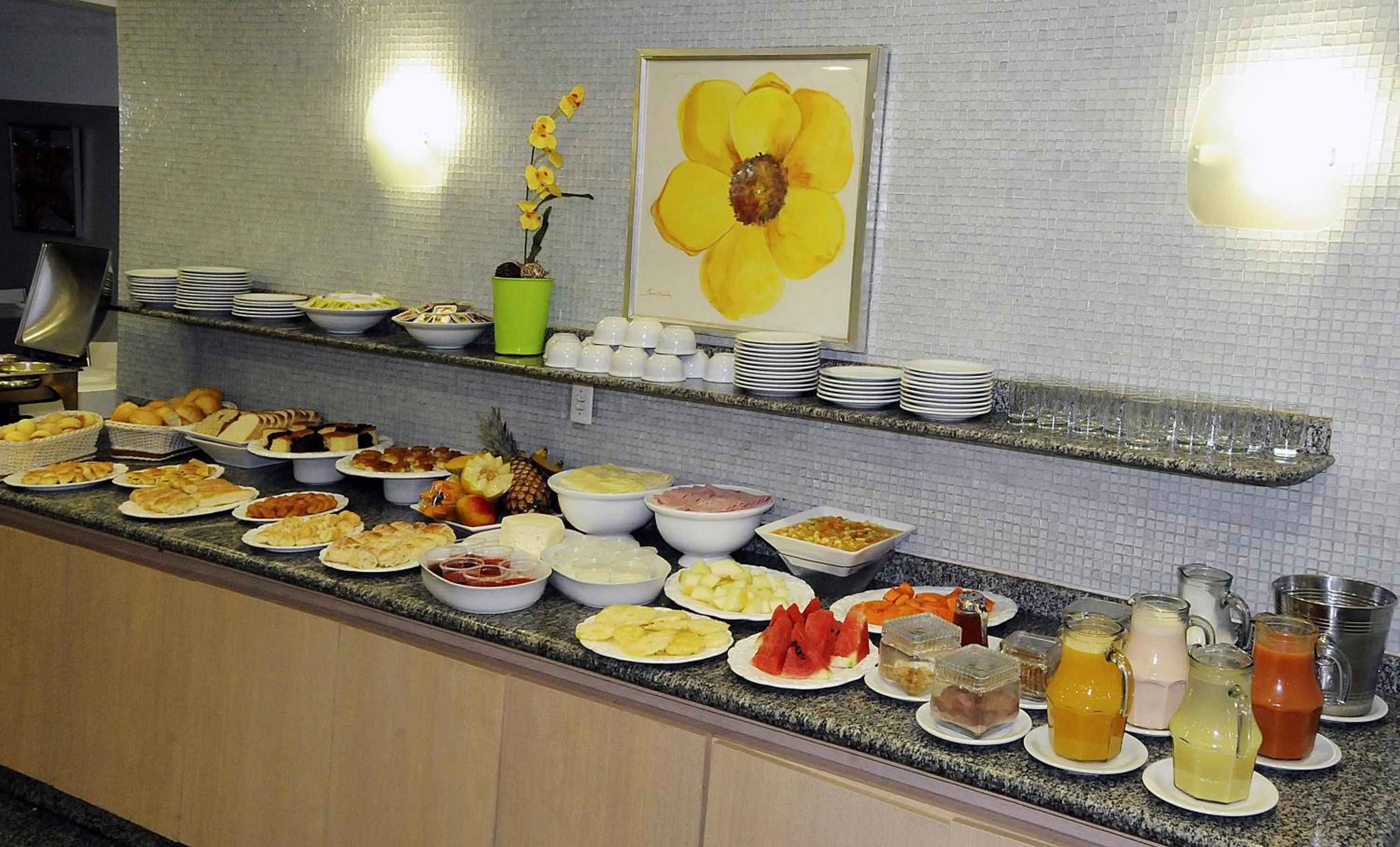 Restaurant/places to eat in Oft San Conrado Hotel