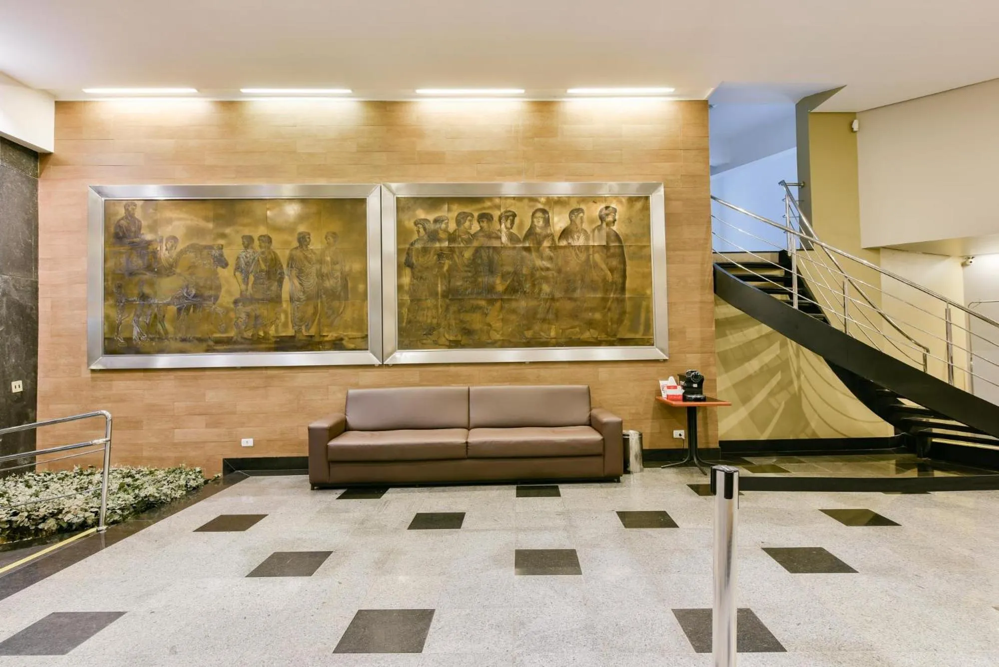 Lobby or reception in Plaza Inn Augustus