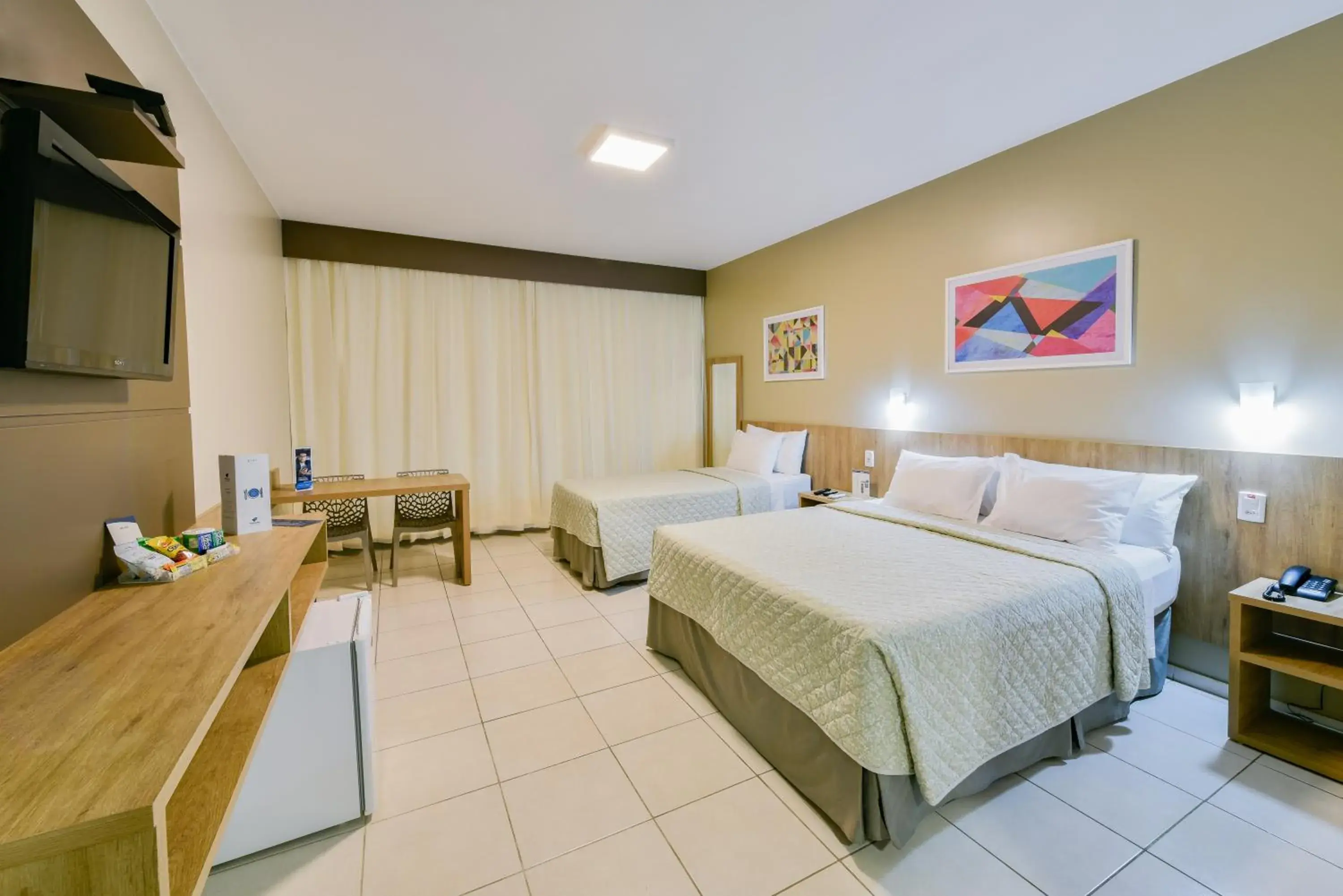 Standard Triple Room in Plaza Inn Augustus Standard Triple Room in Plaza Inn Augustus